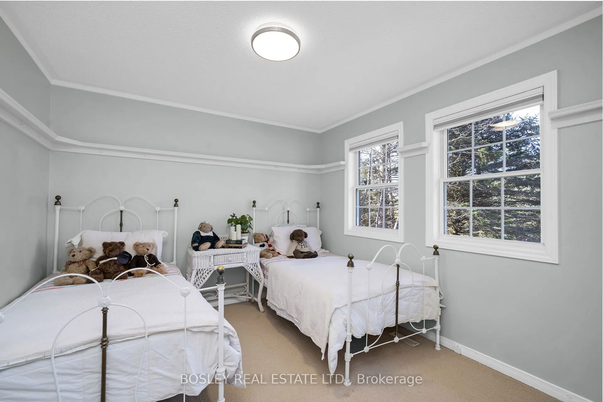 16 Bayberry Road