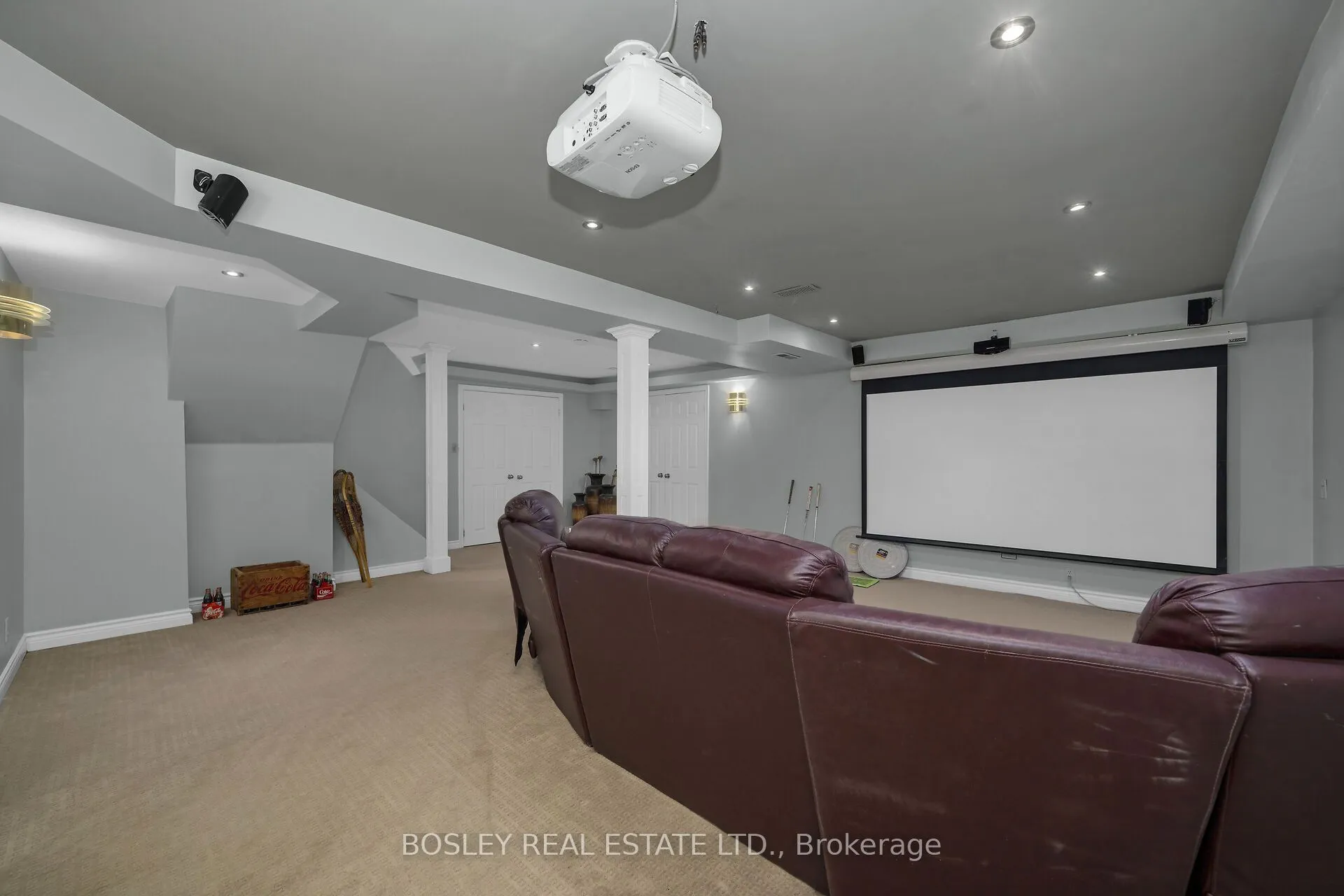16 Bayberry Road