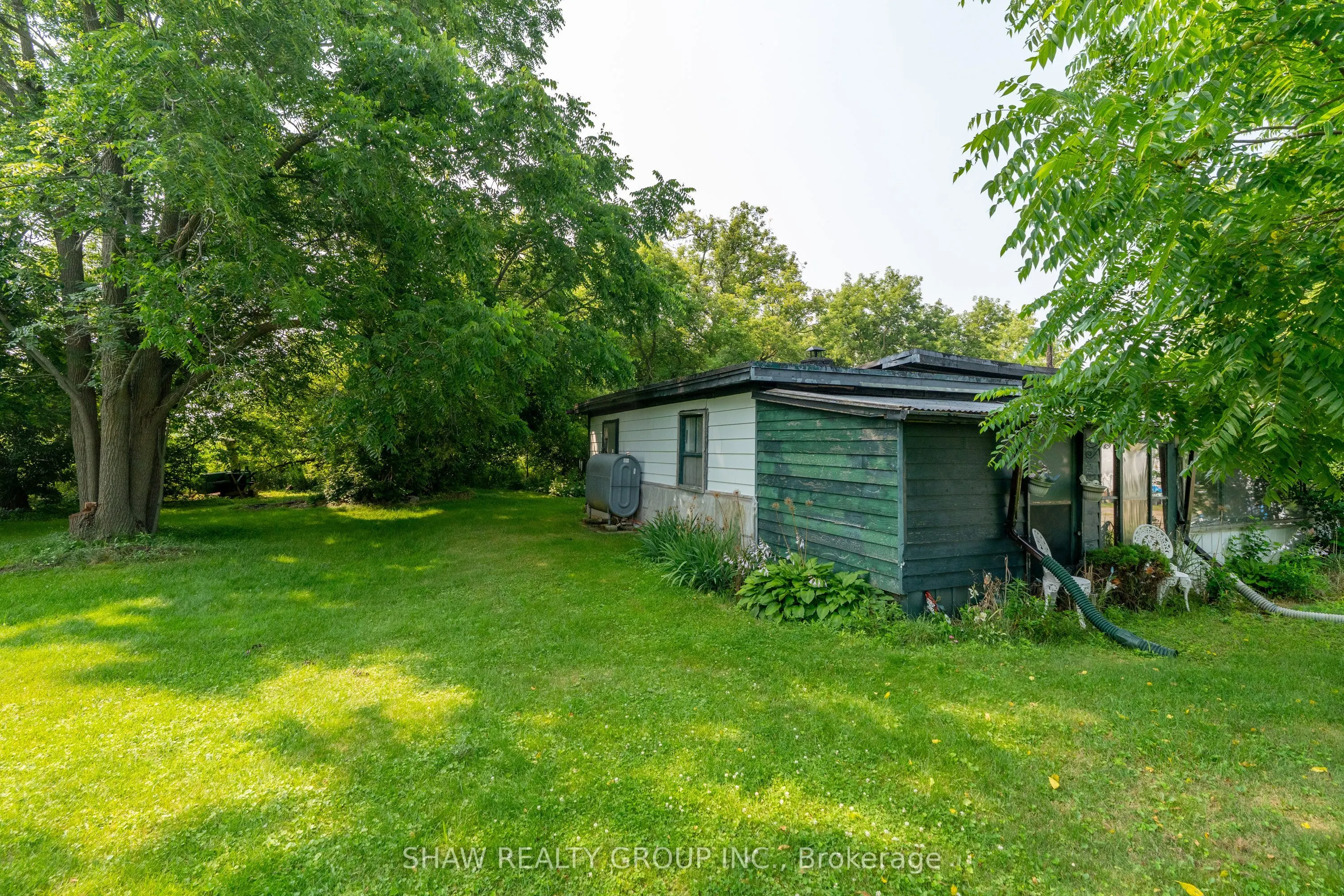 1264 Parkinson Road