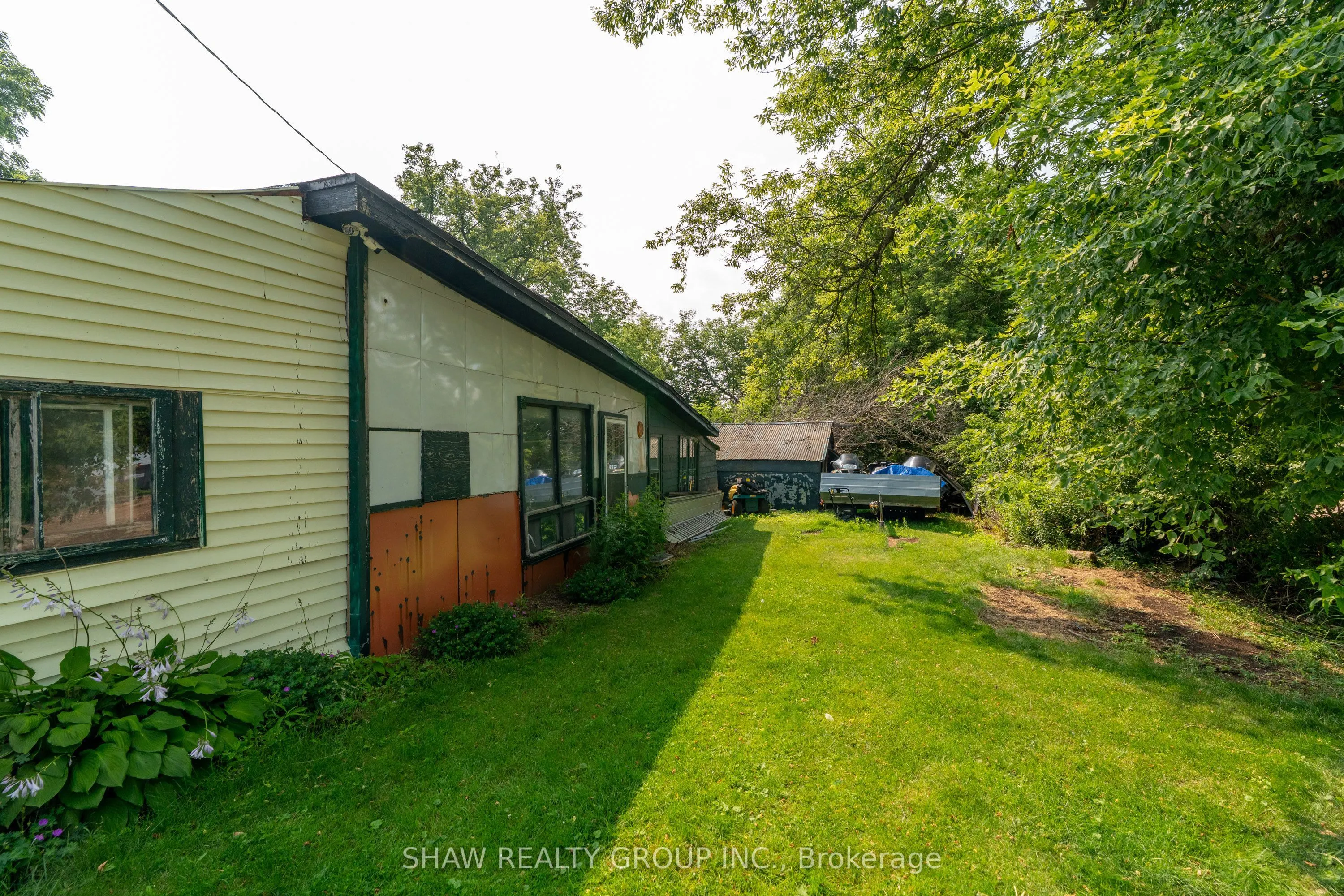 1264 Parkinson Road