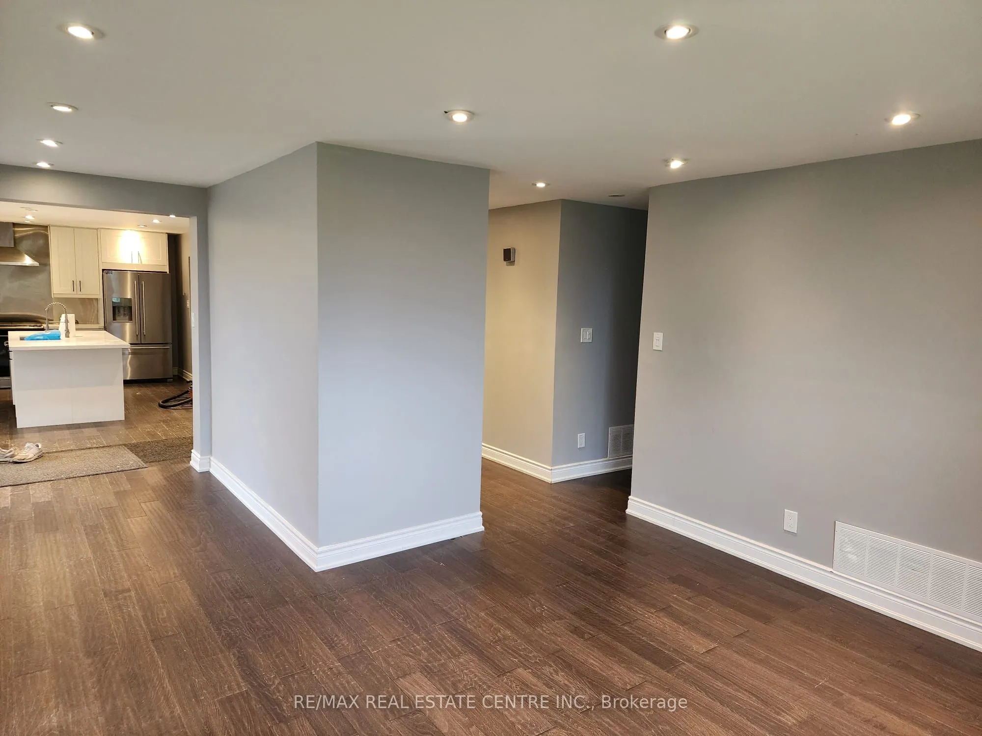 8871 Wellington 124 Road