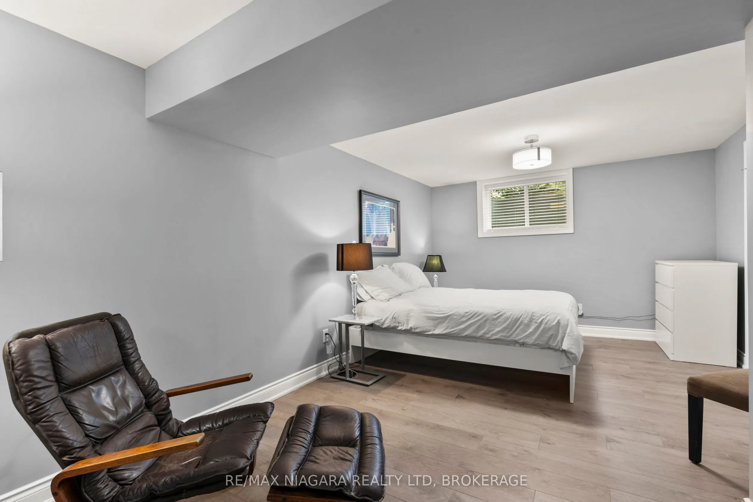 28 HILLSIDE Drive, #Call LBO
