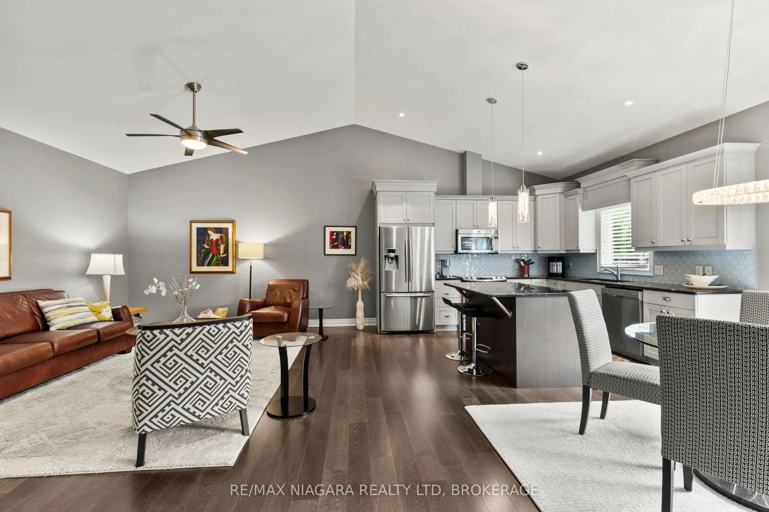 28 HILLSIDE Drive, #Call LBO