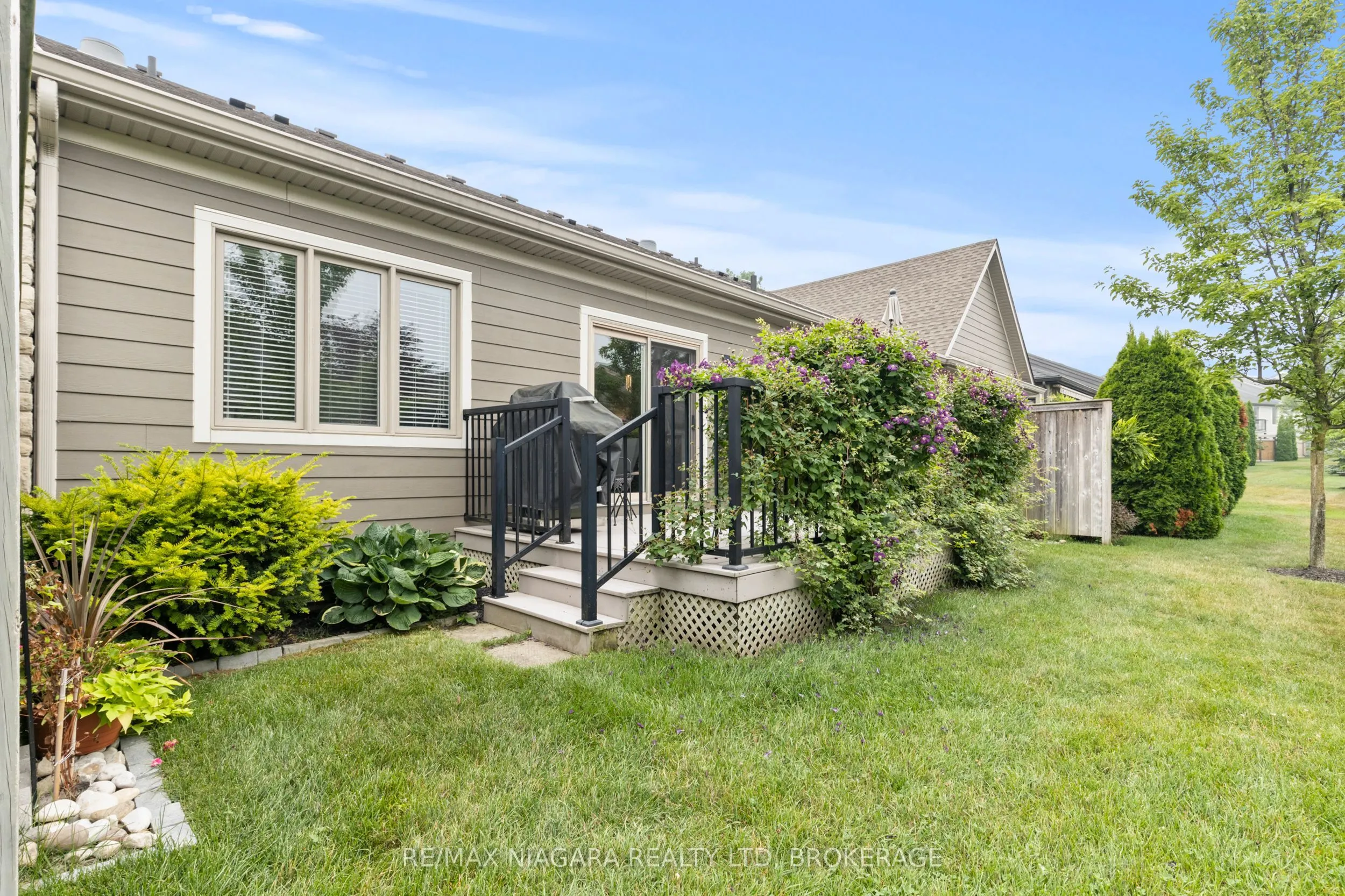 28 HILLSIDE Drive, #Call LBO