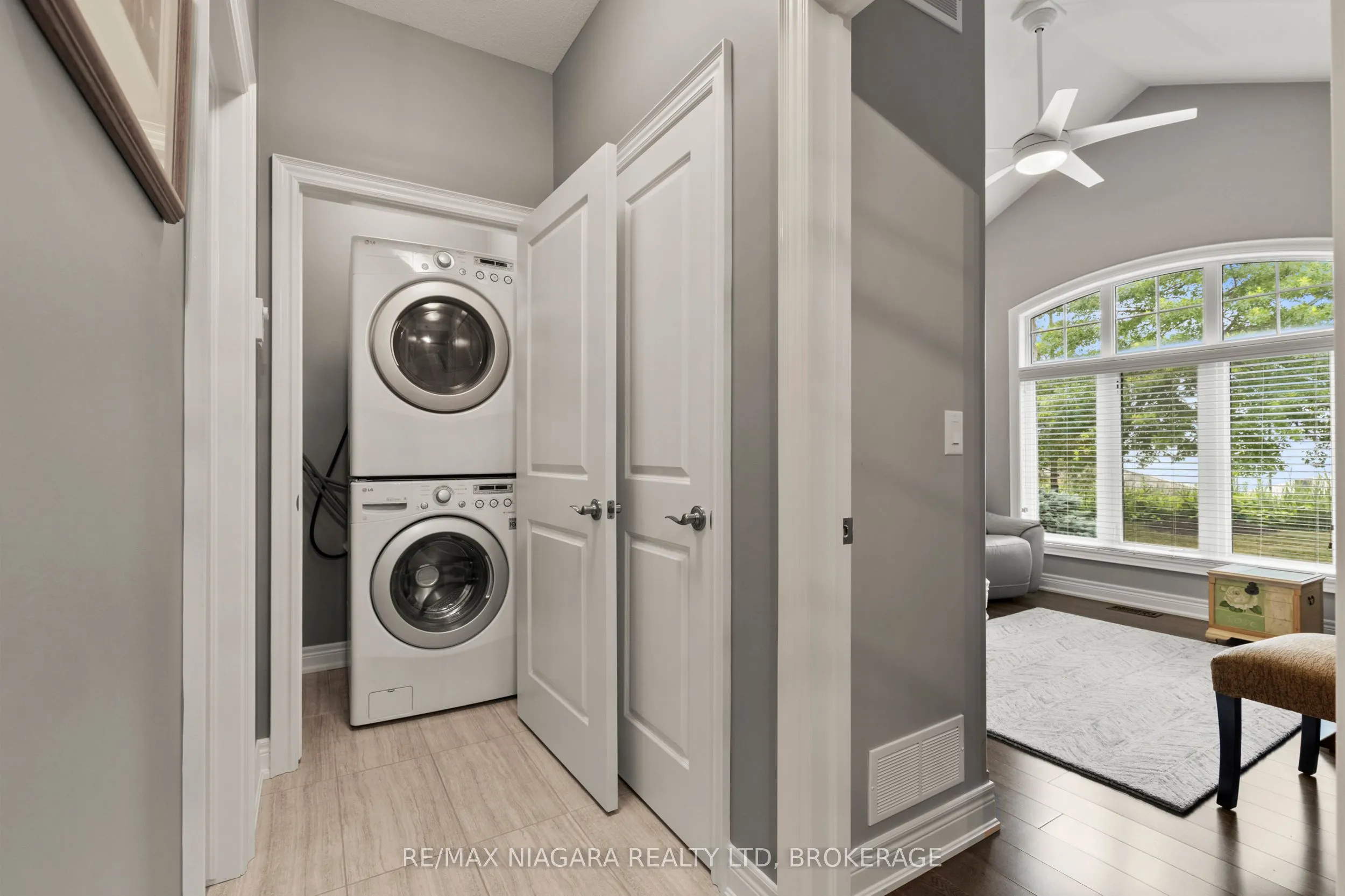 28 HILLSIDE Drive, #Call LBO