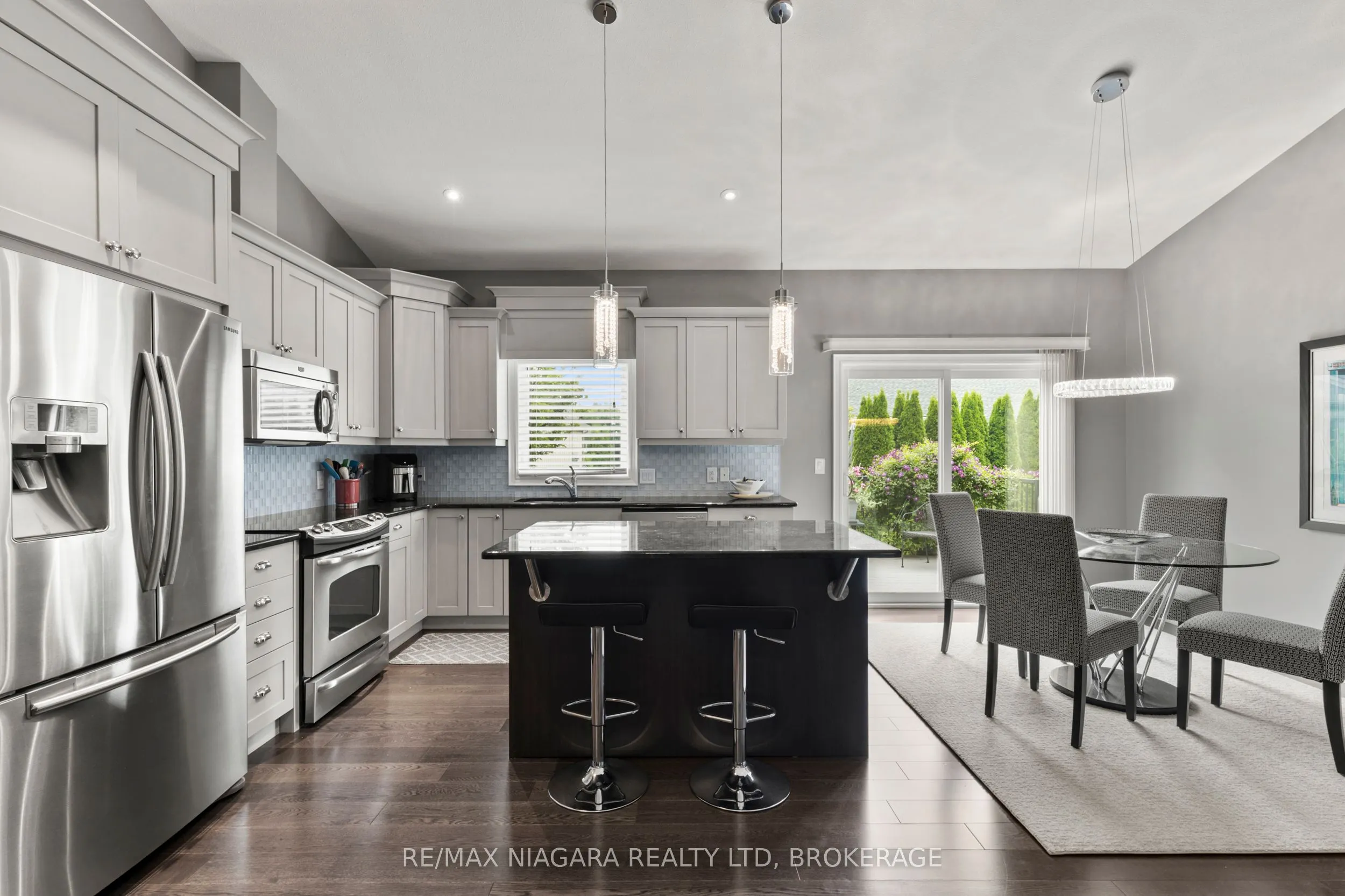 28 HILLSIDE Drive, #Call LBO