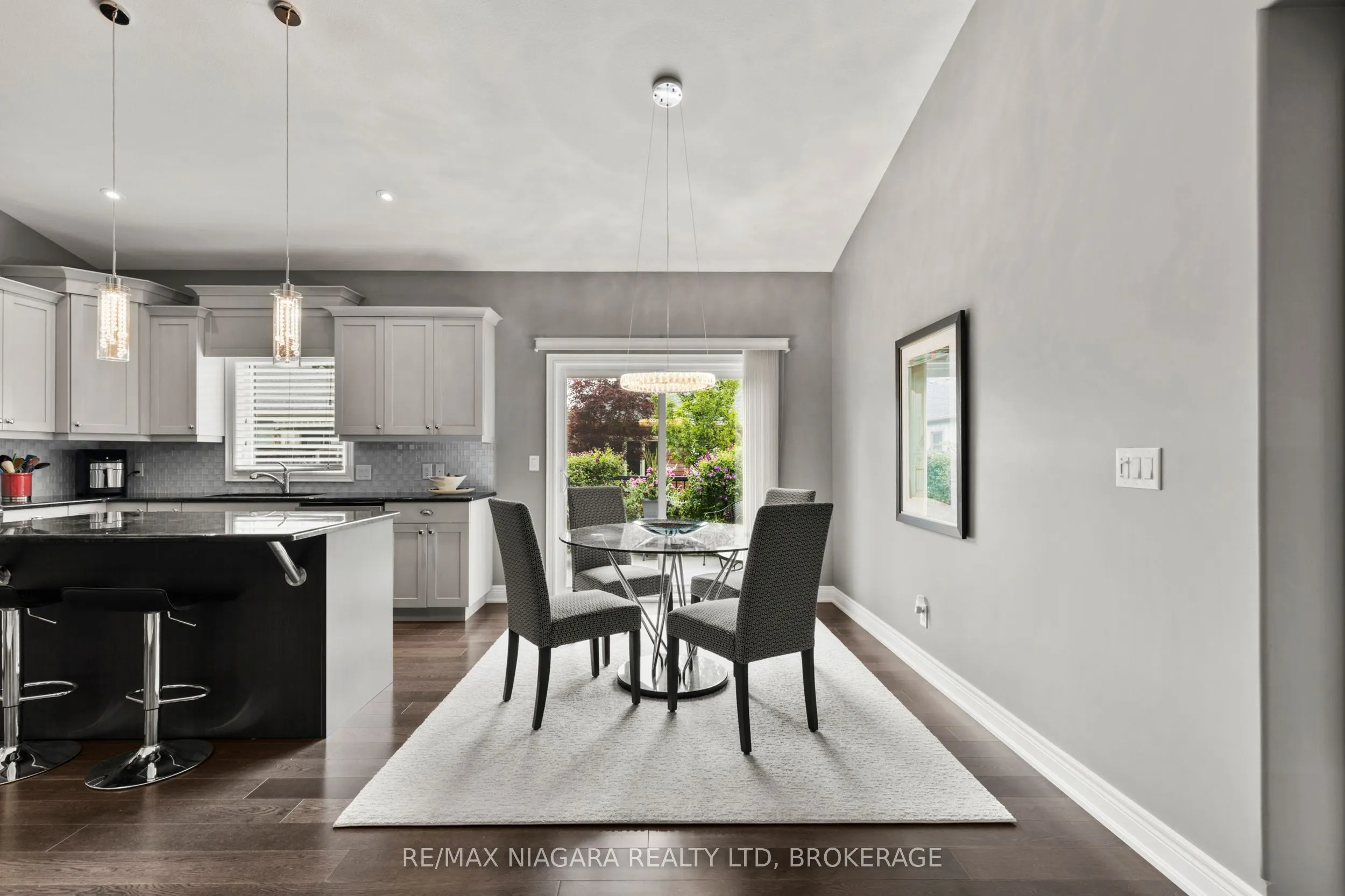 28 HILLSIDE Drive, #Call LBO