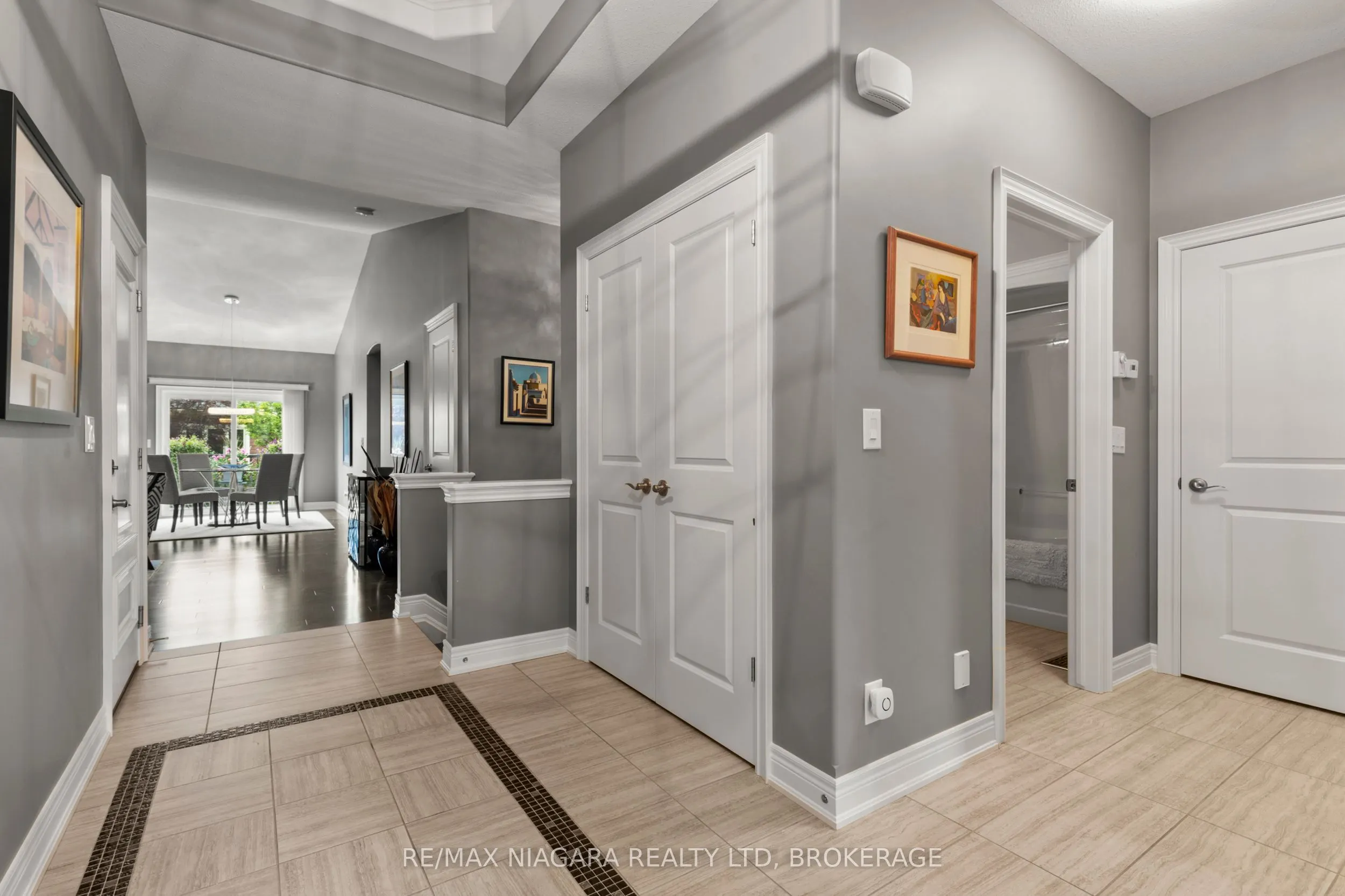 28 HILLSIDE Drive, #Call LBO