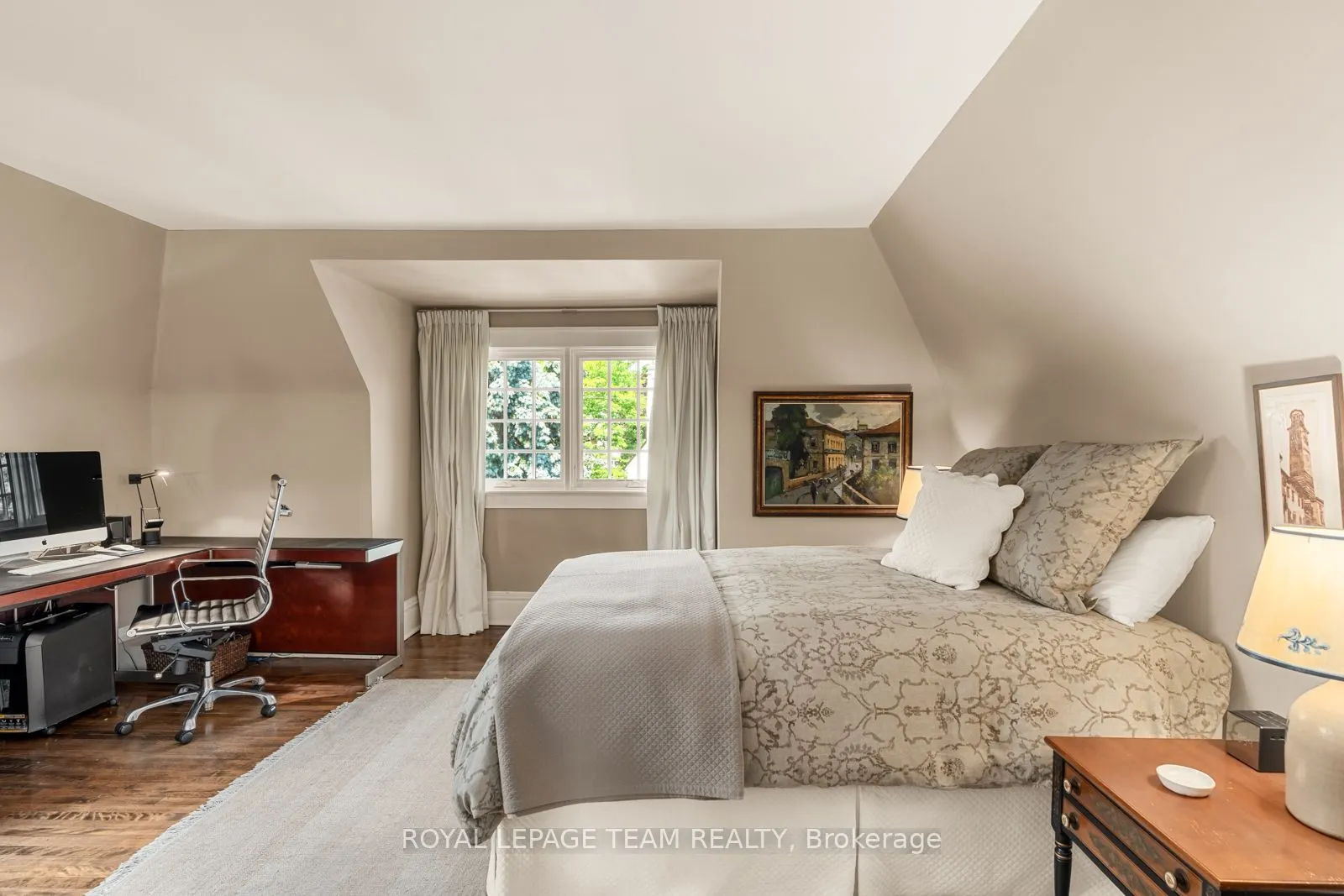 228 Rideau Terrace