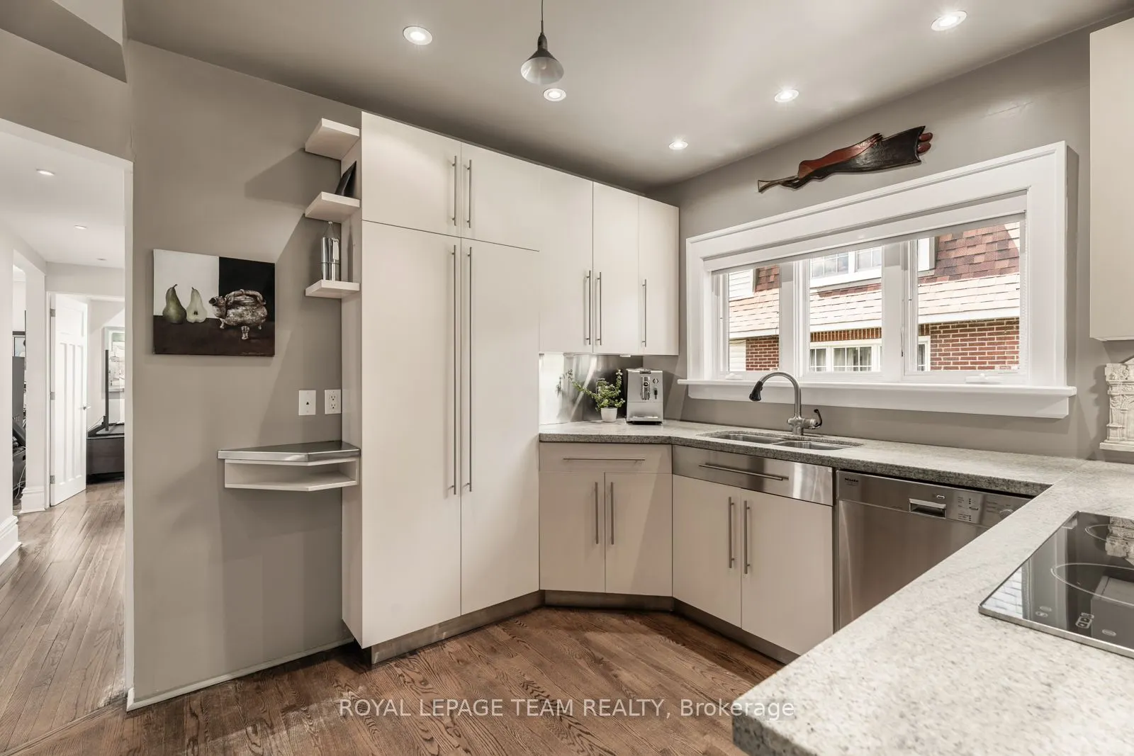 228 Rideau Terrace