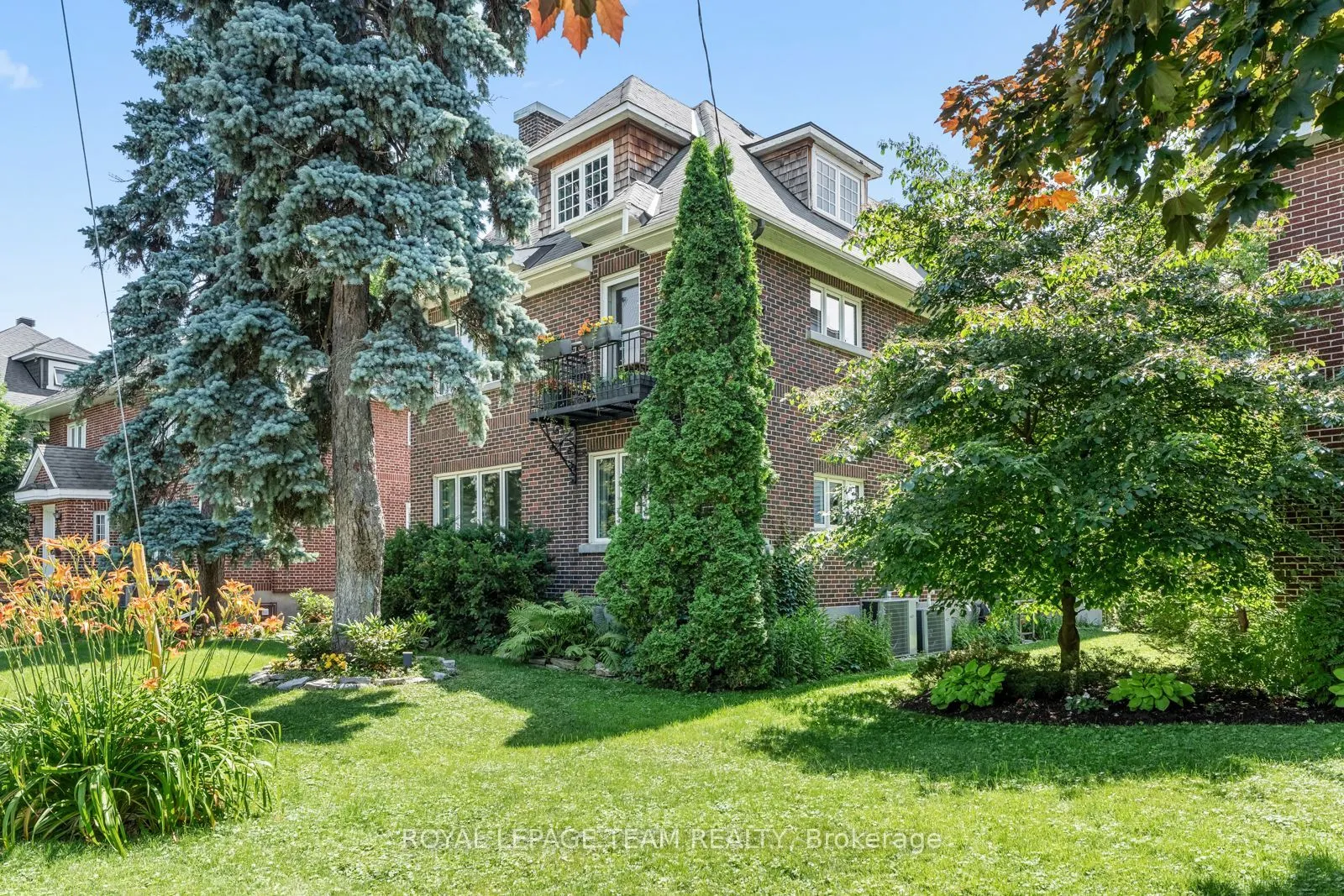 228 Rideau Terrace