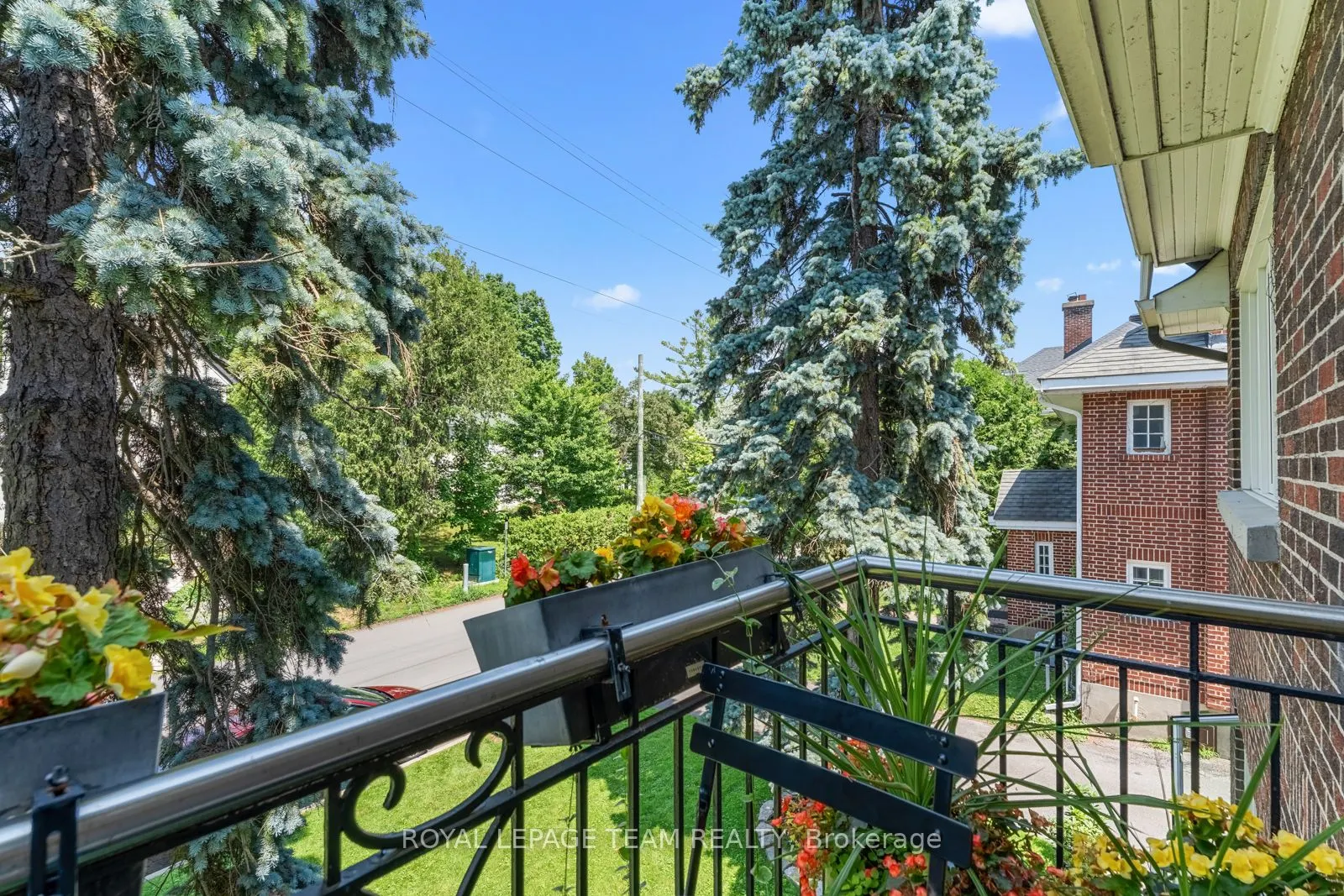228 Rideau Terrace