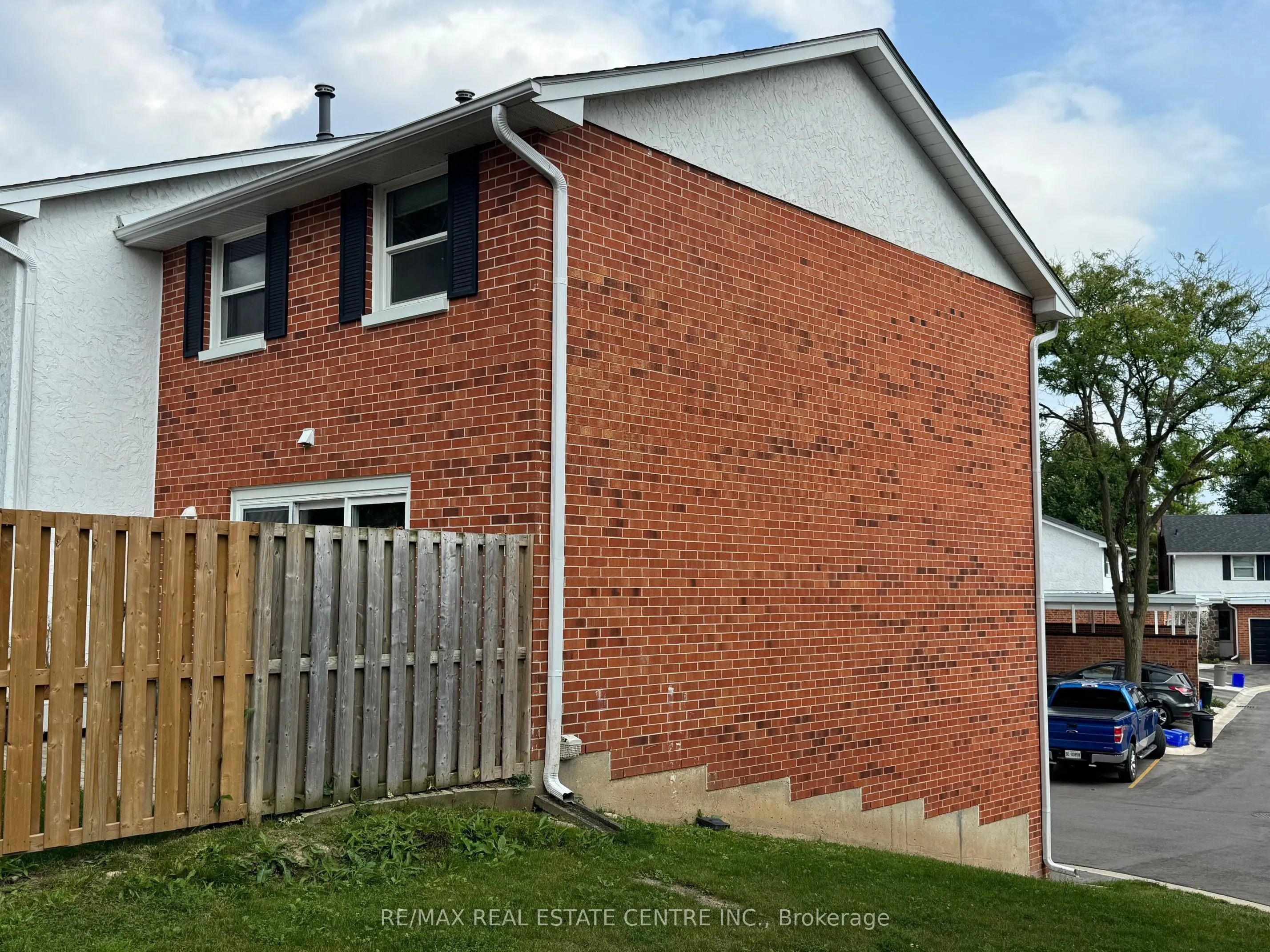411 Keats Way, #1