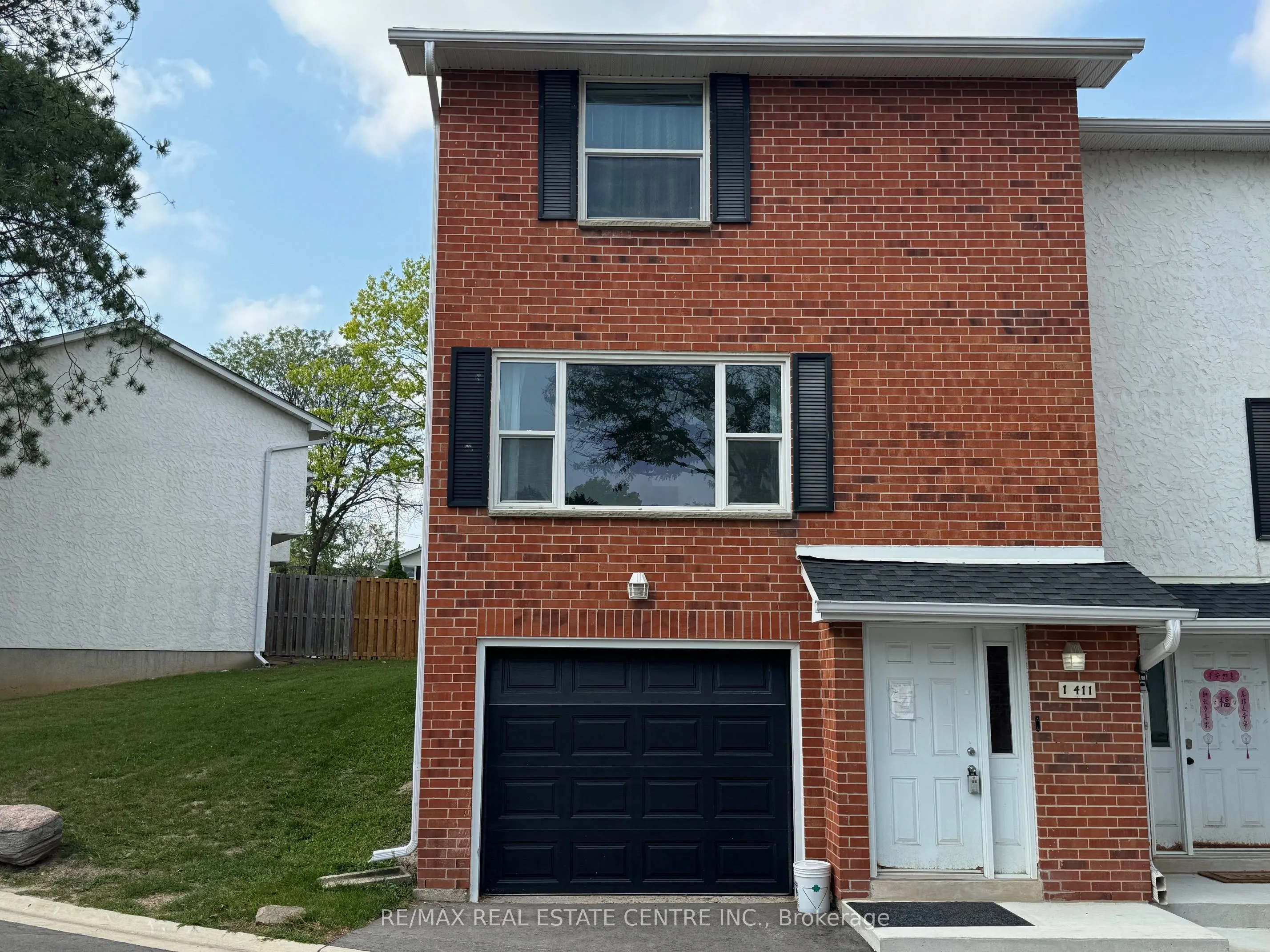 411 Keats Way, #1