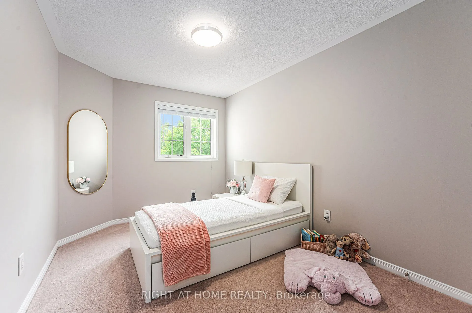 422 Deer View Avenue