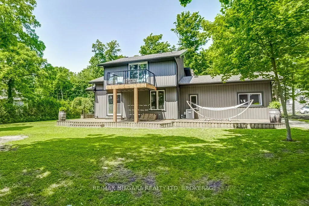4905 Mapleview Crescent