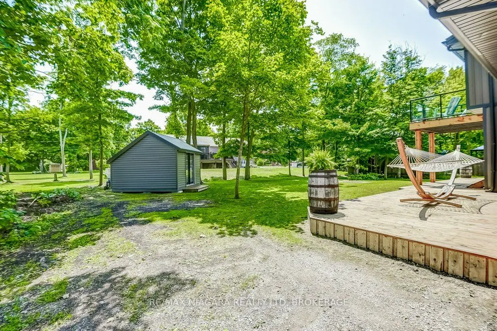 4905 Mapleview Crescent