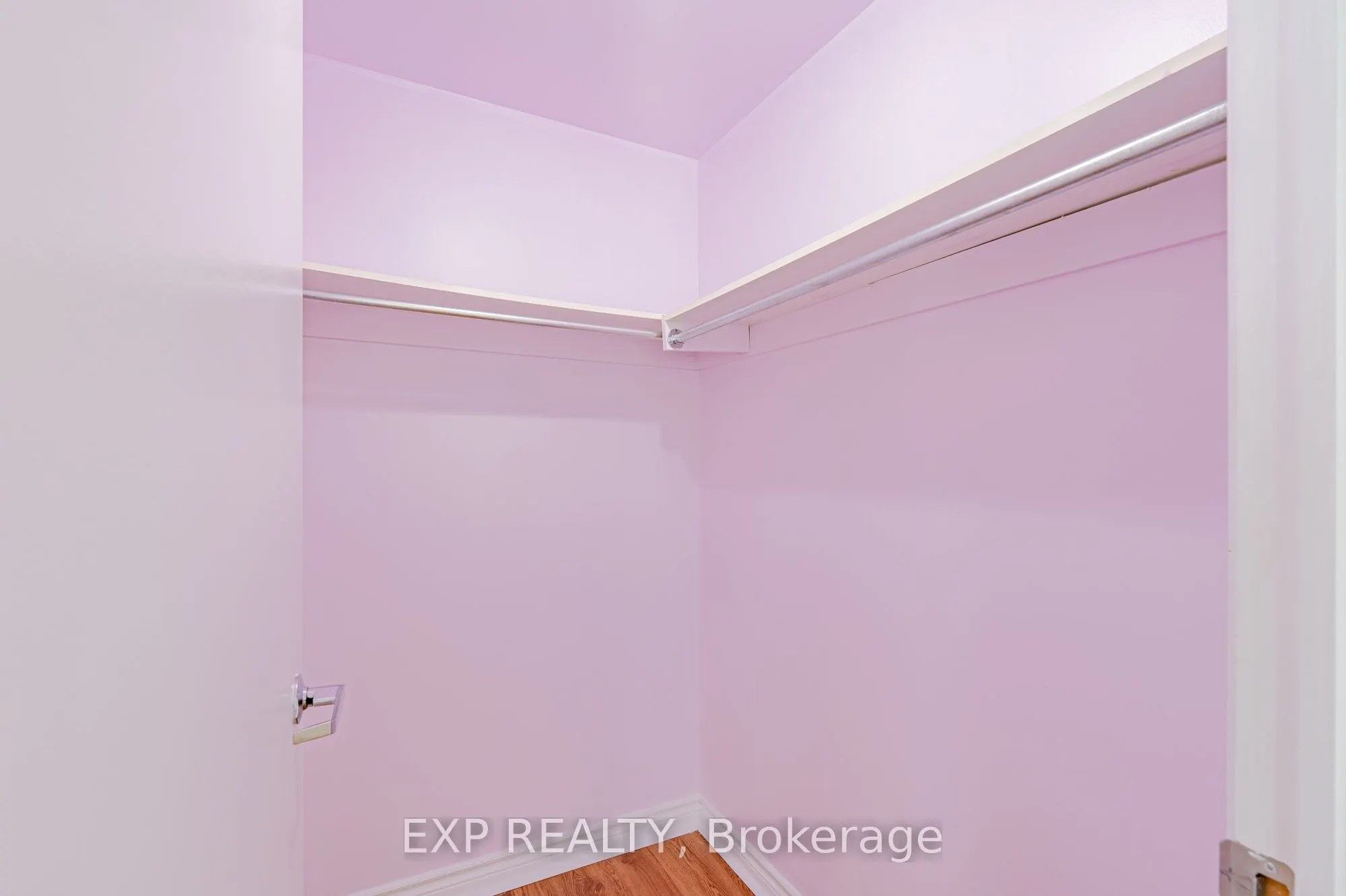200 RIDEAU Street, #302