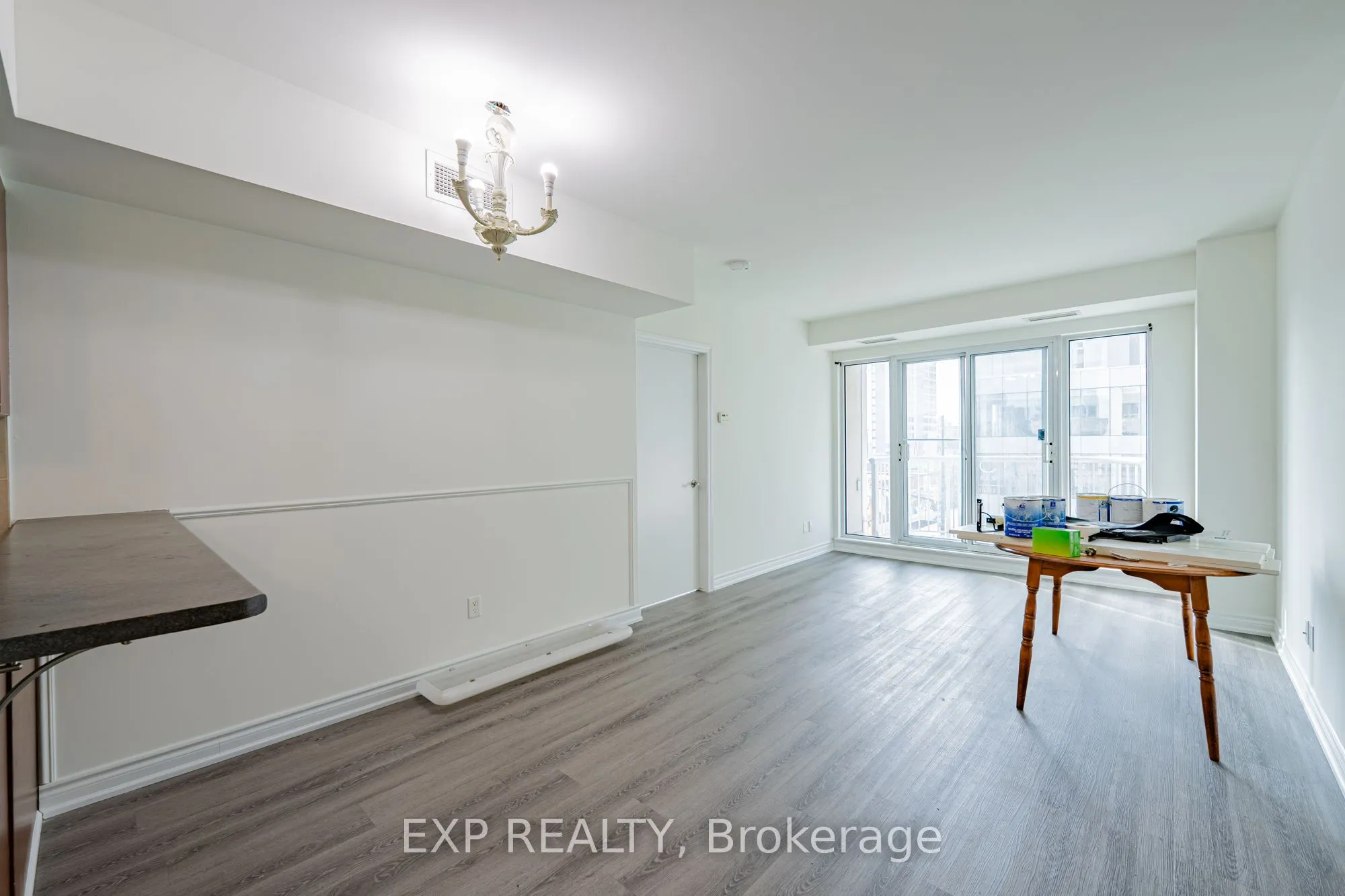 200 RIDEAU Street, #302