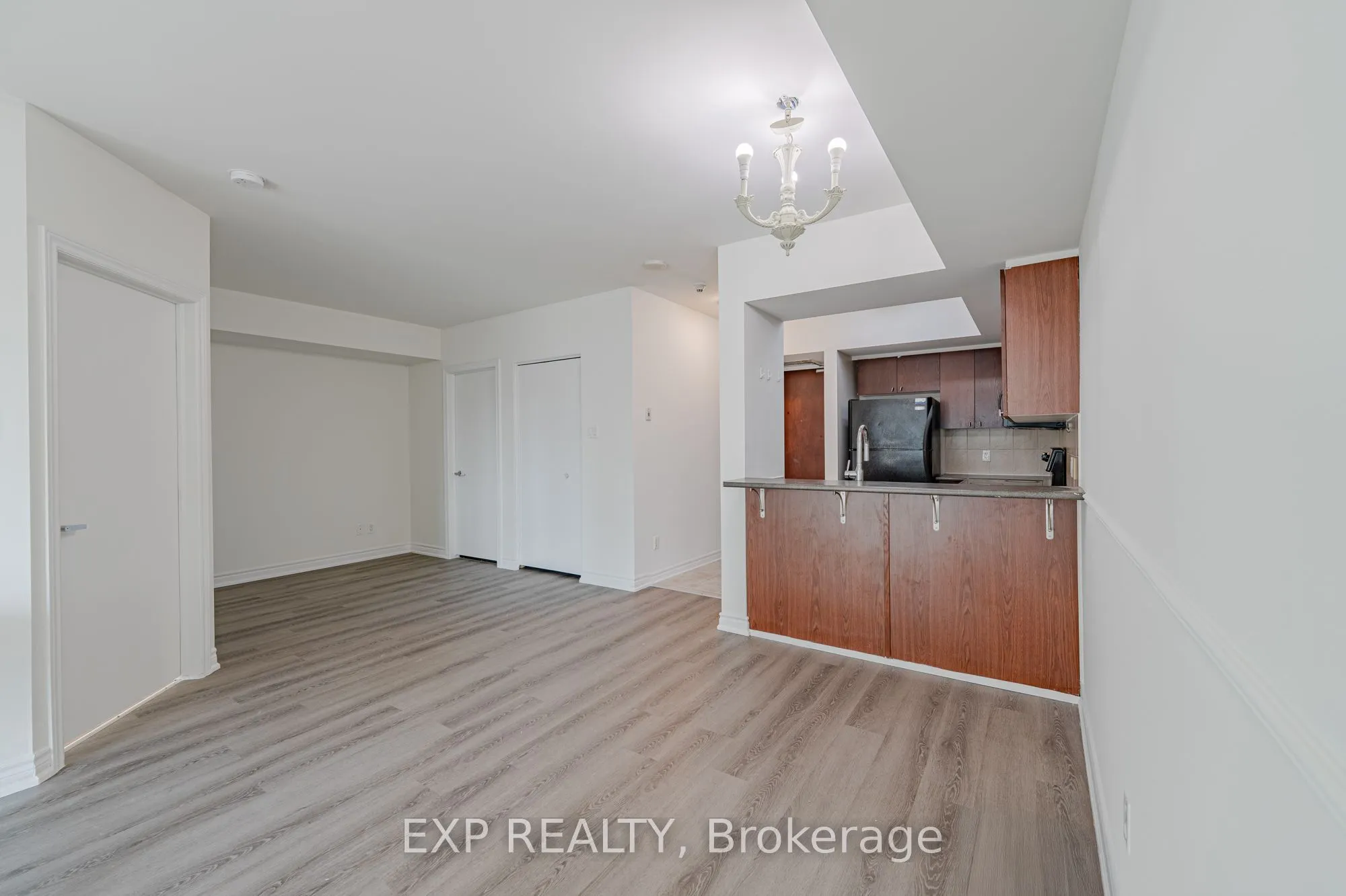 200 RIDEAU Street, #302