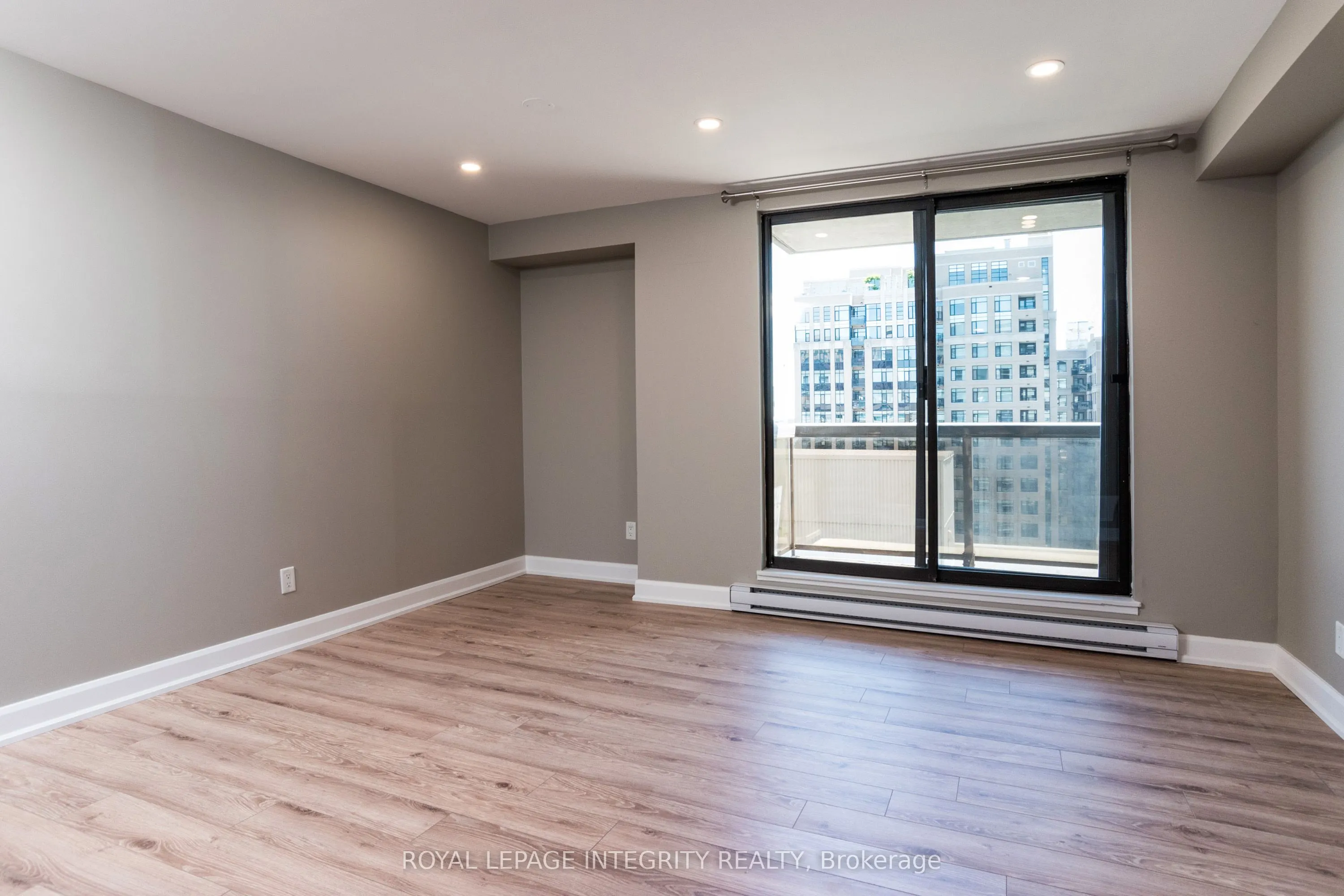199 Kent Street, #1504