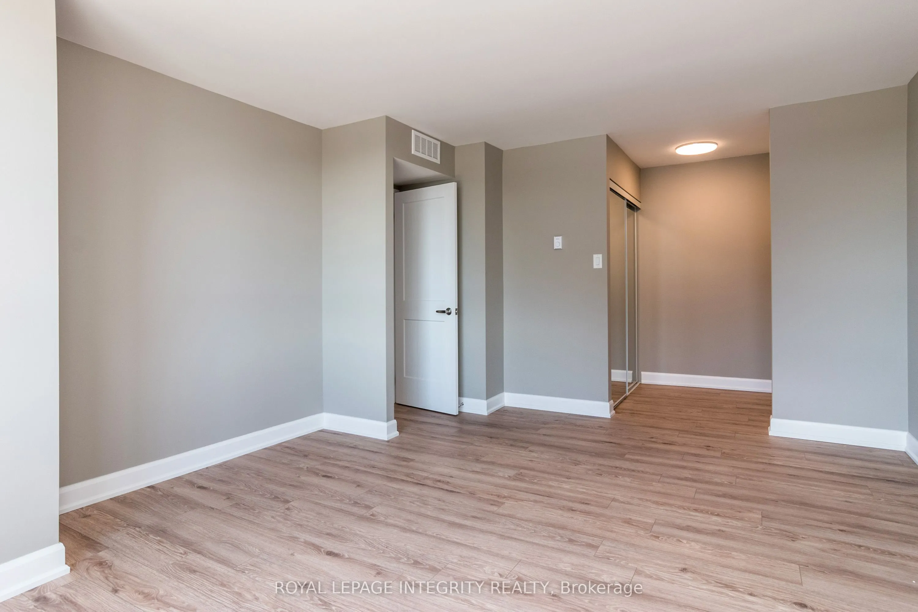 199 Kent Street, #1504
