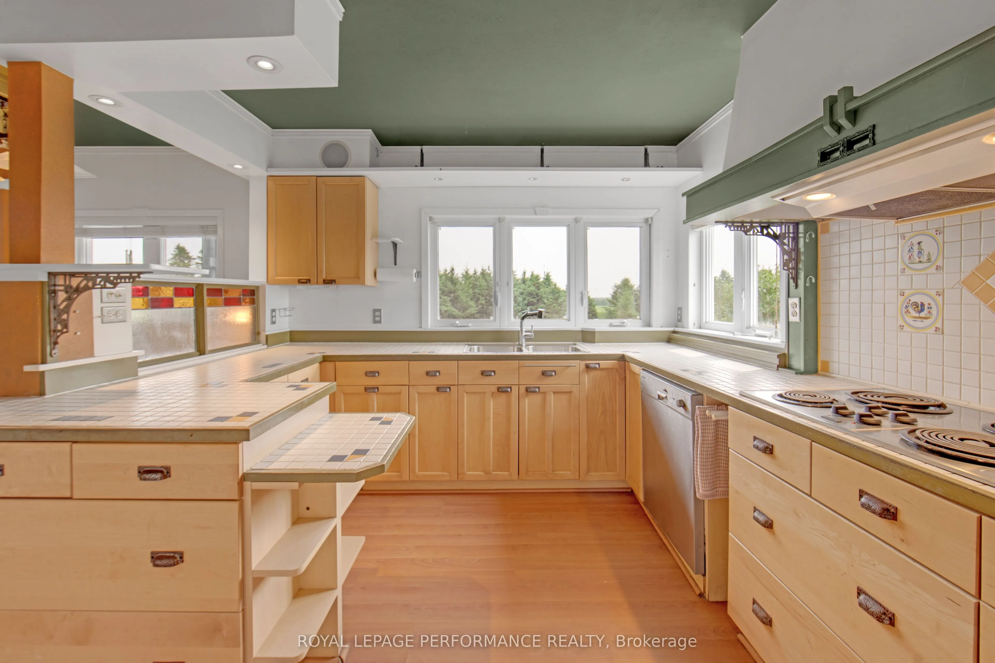 2575 concession 2 Road