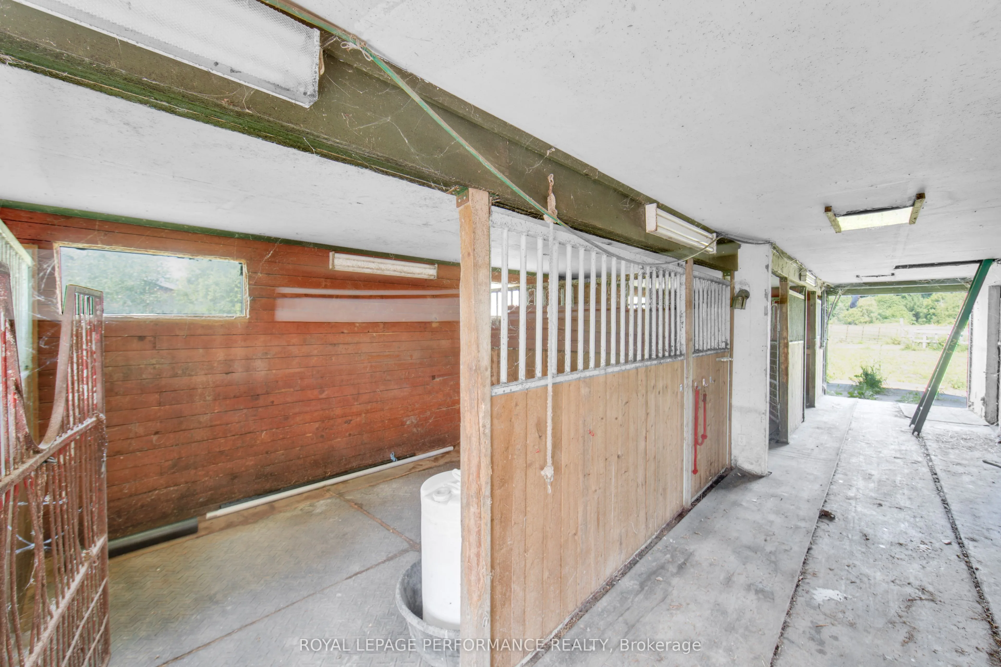 2575 concession 2 Road