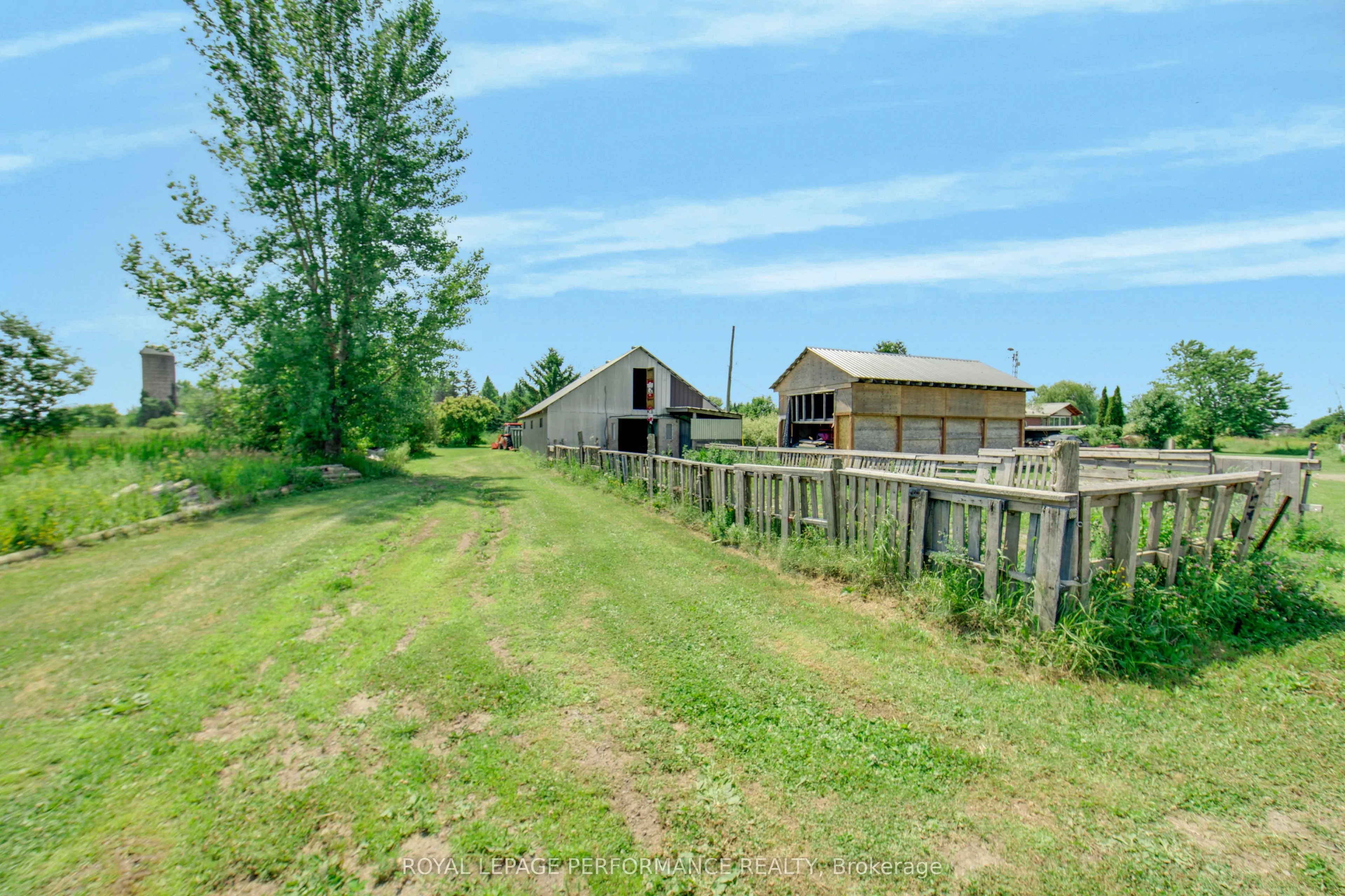 2575 concession 2 Road