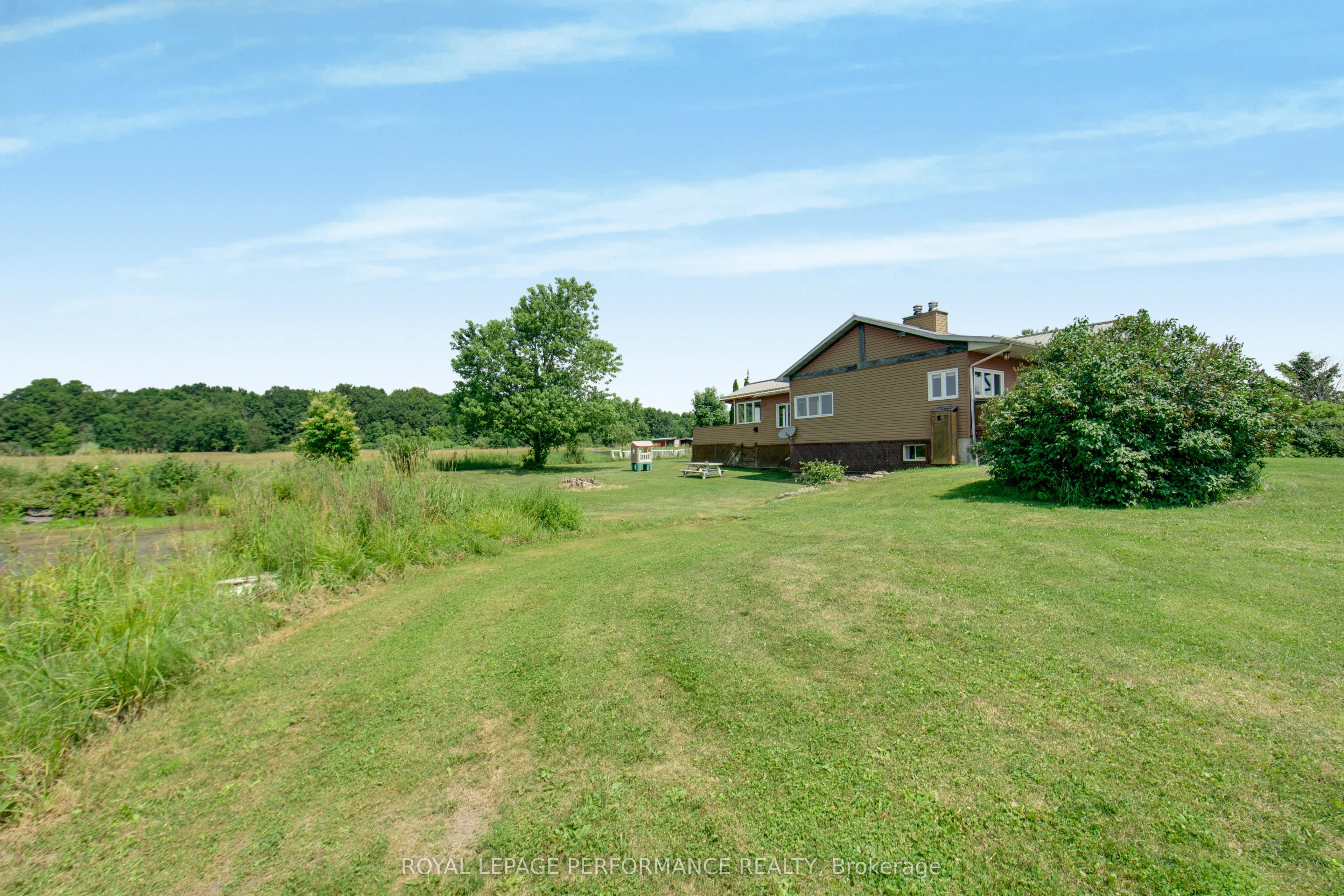2575 concession 2 Road