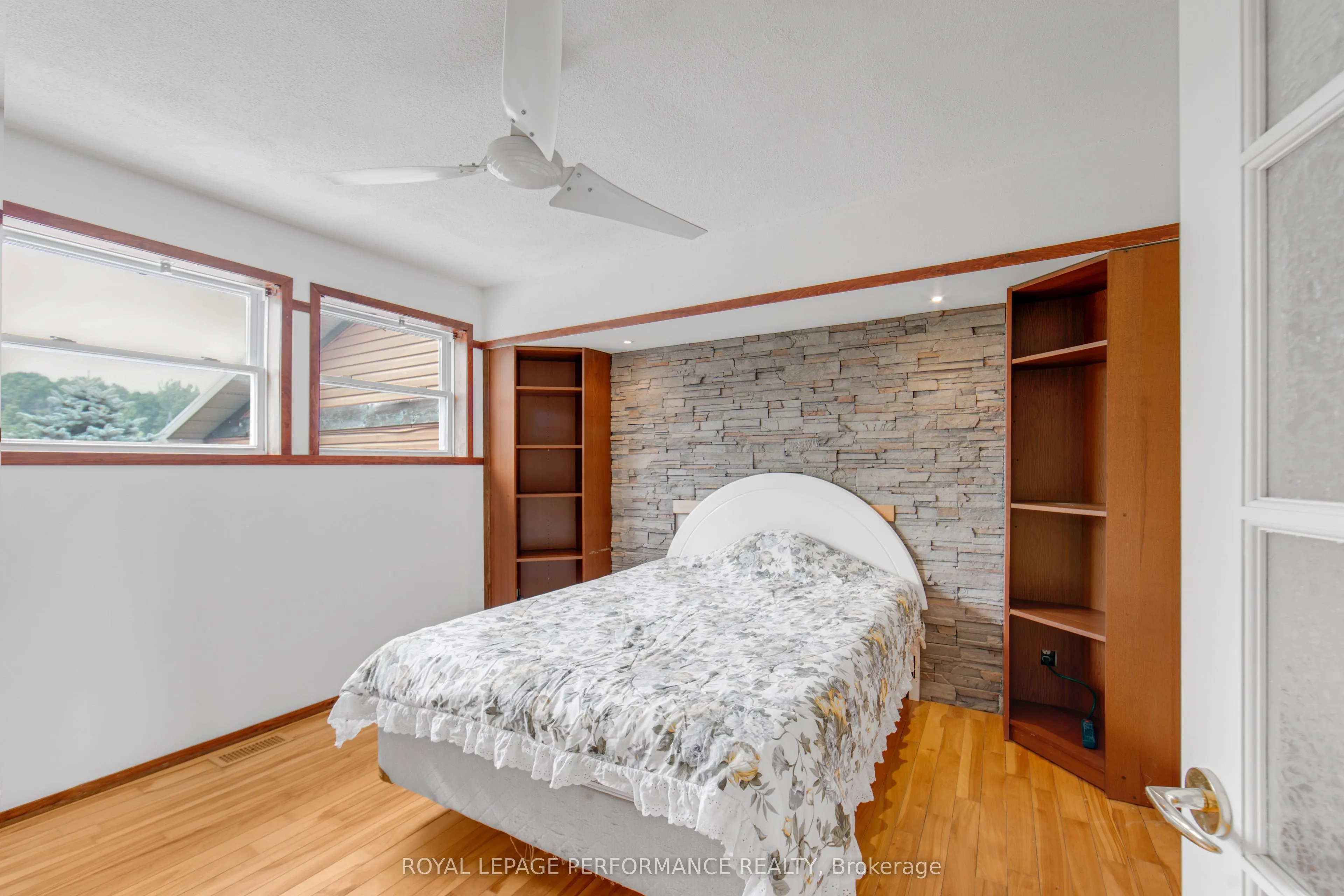 2575 concession 2 Road