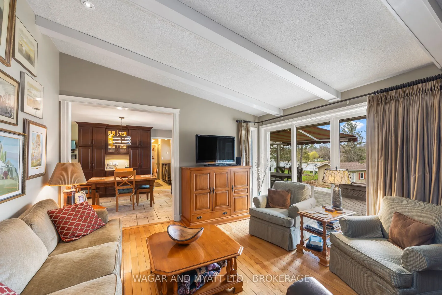 99 River Road