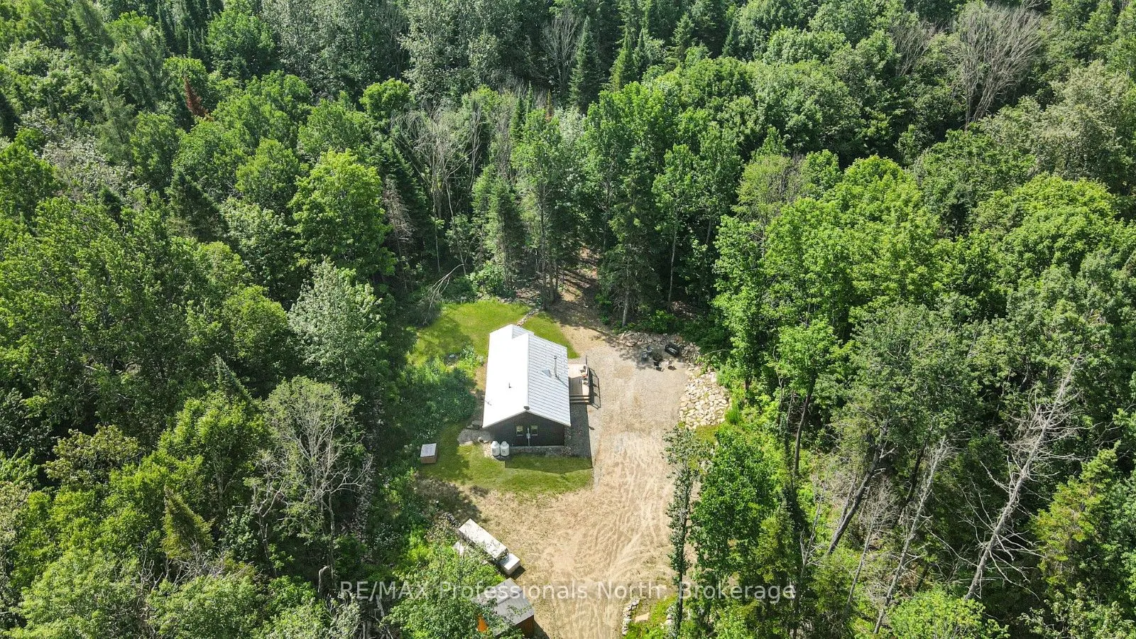 1462 Minnicock Lake Road