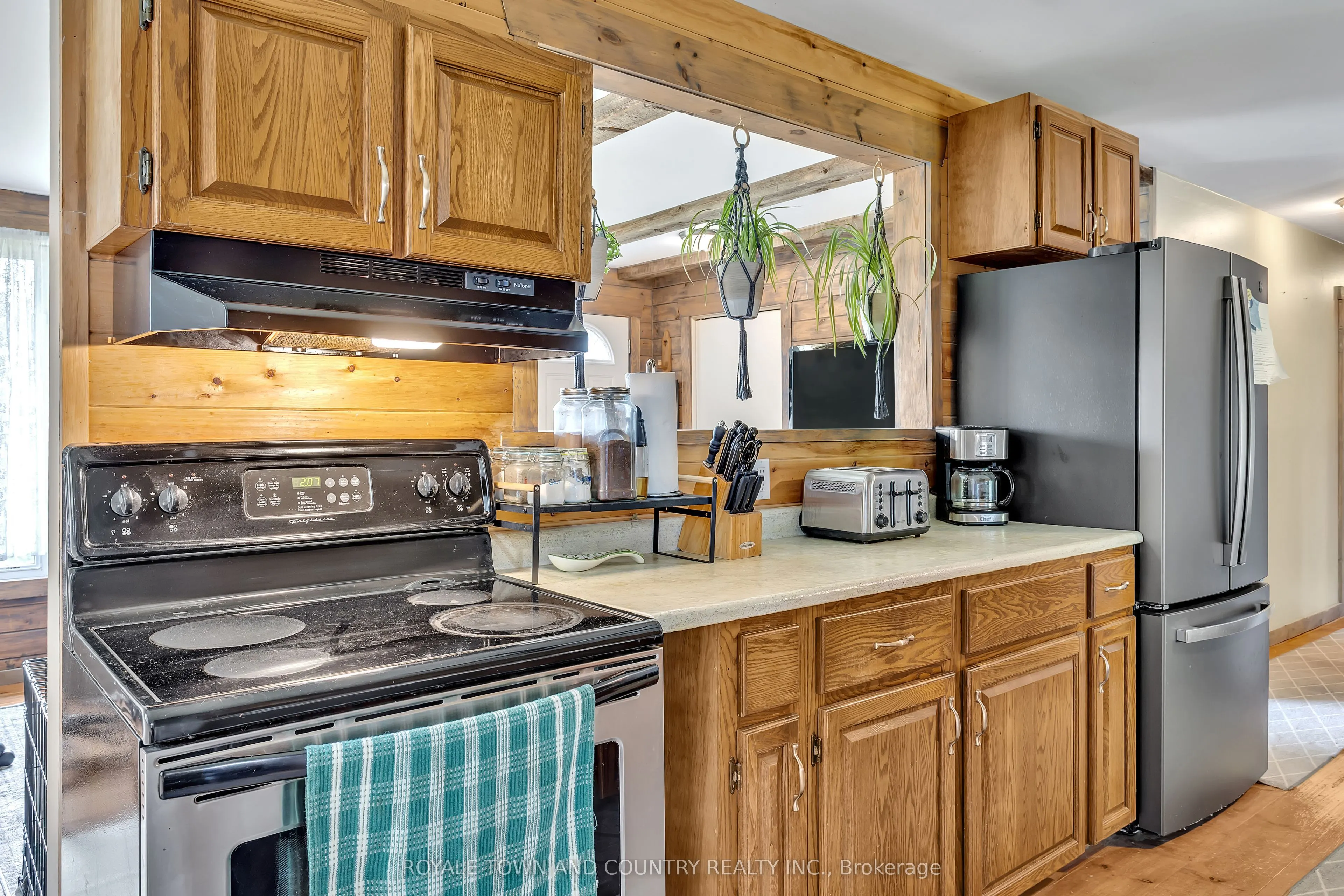 1042 Tweed Drive
