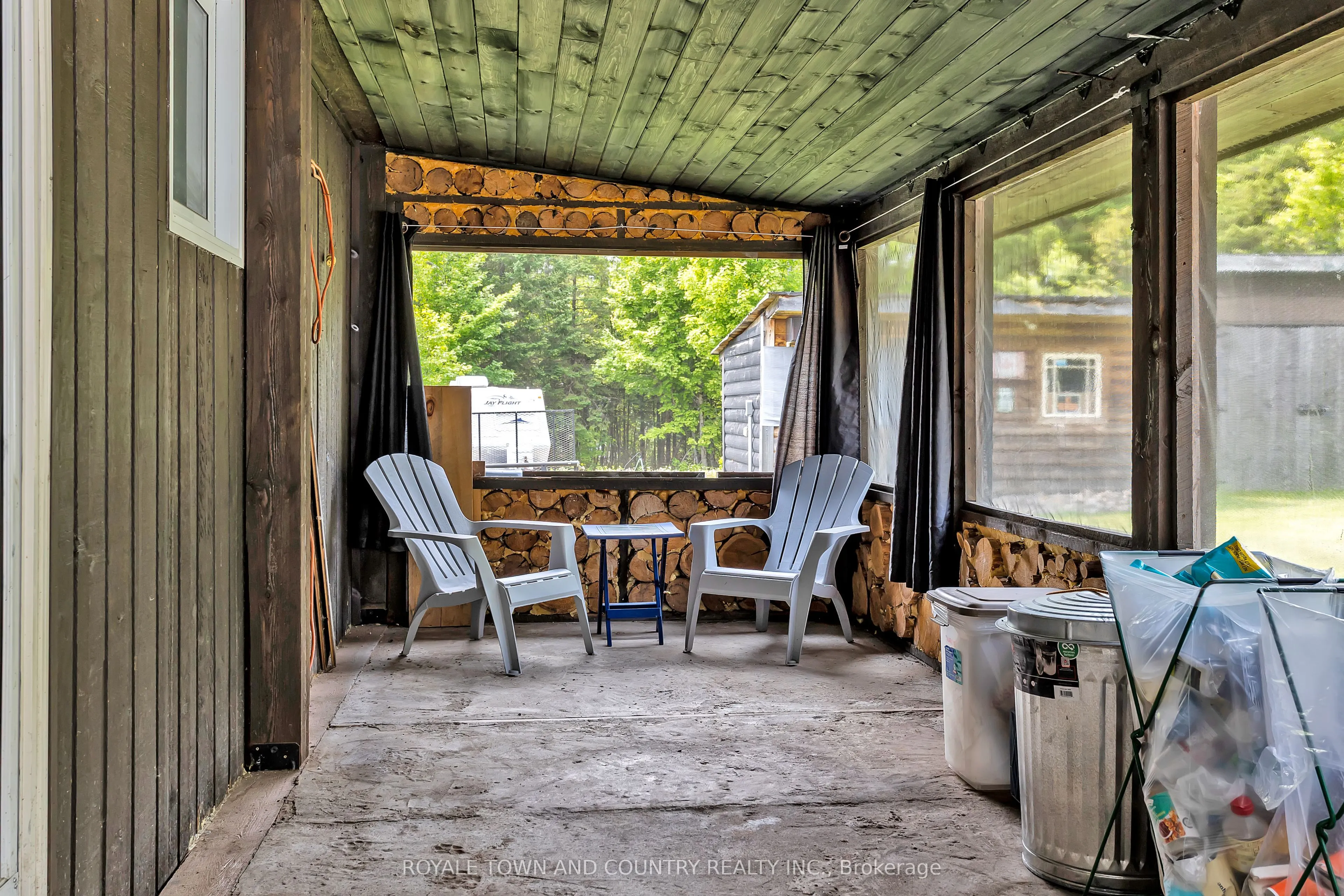 1042 Tweed Drive