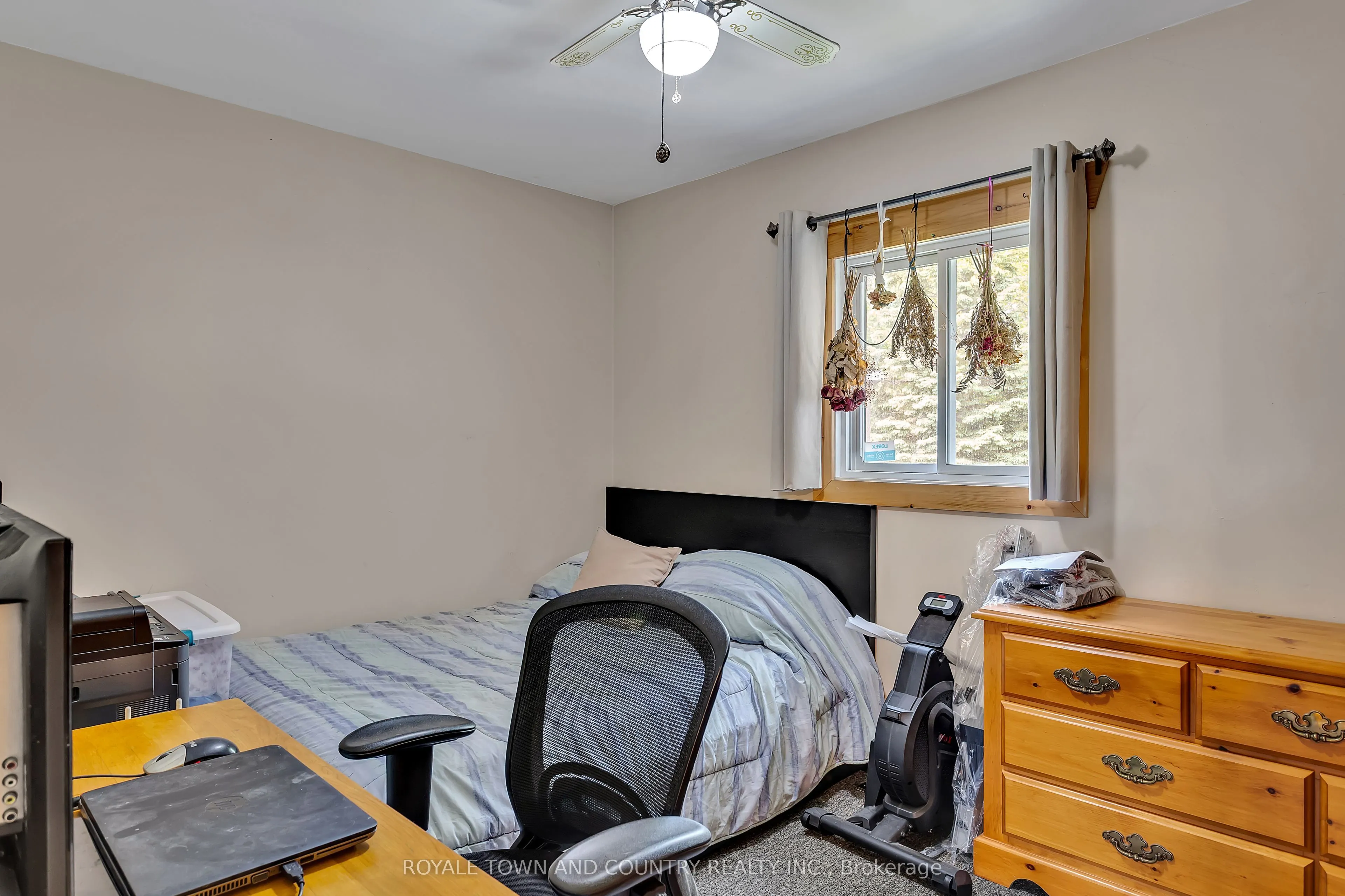 1042 Tweed Drive