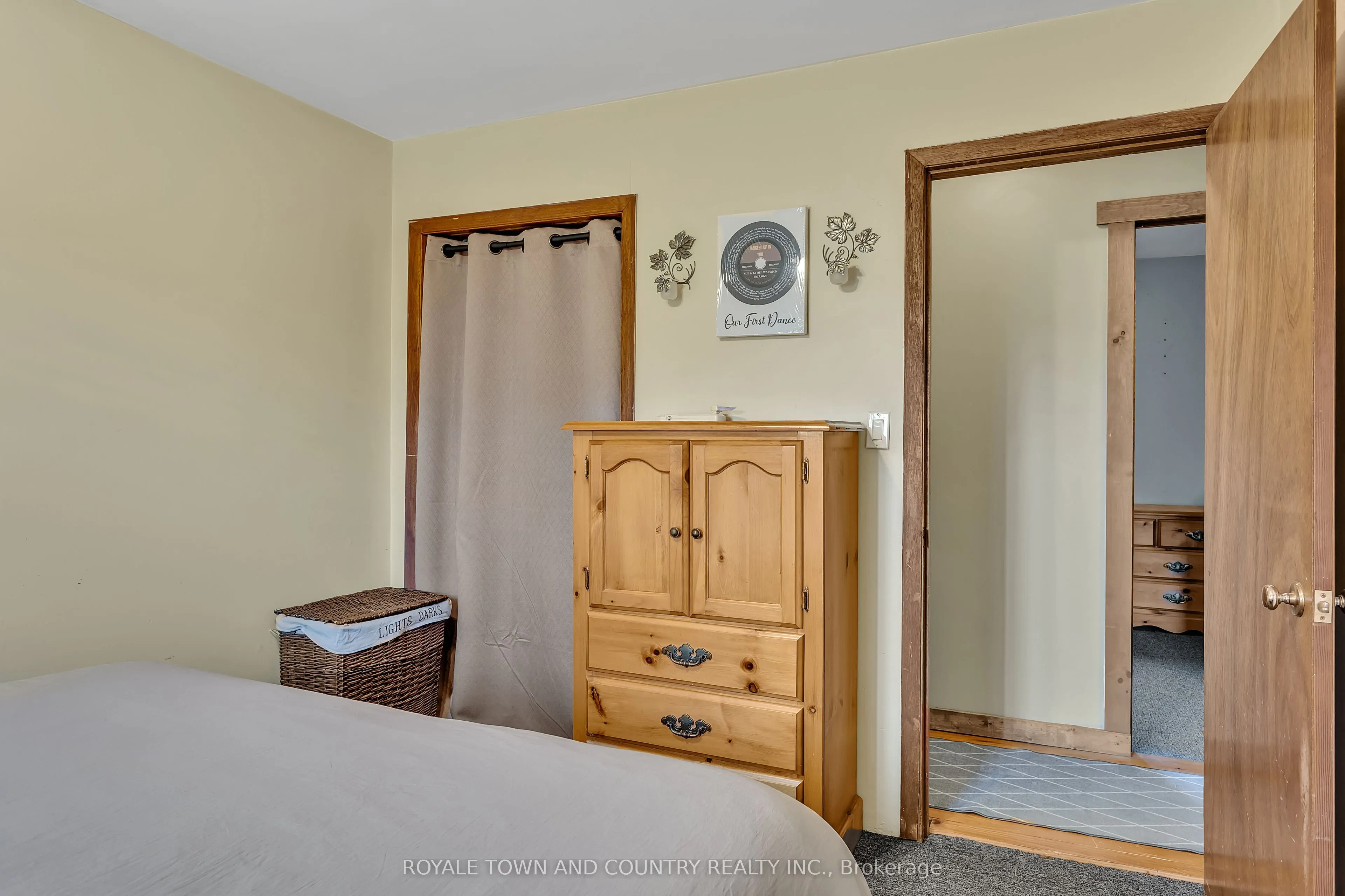 1042 Tweed Drive