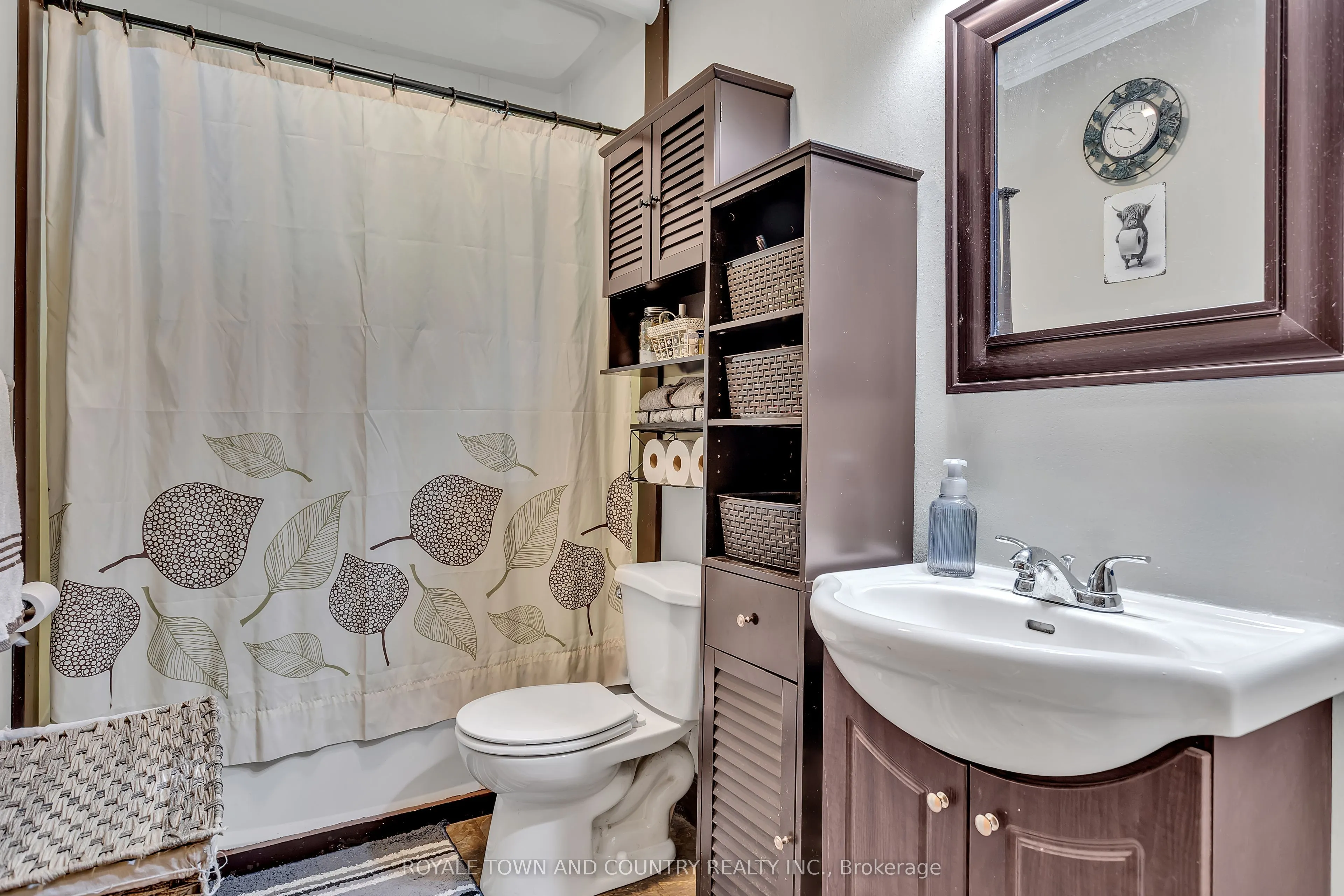 1042 Tweed Drive