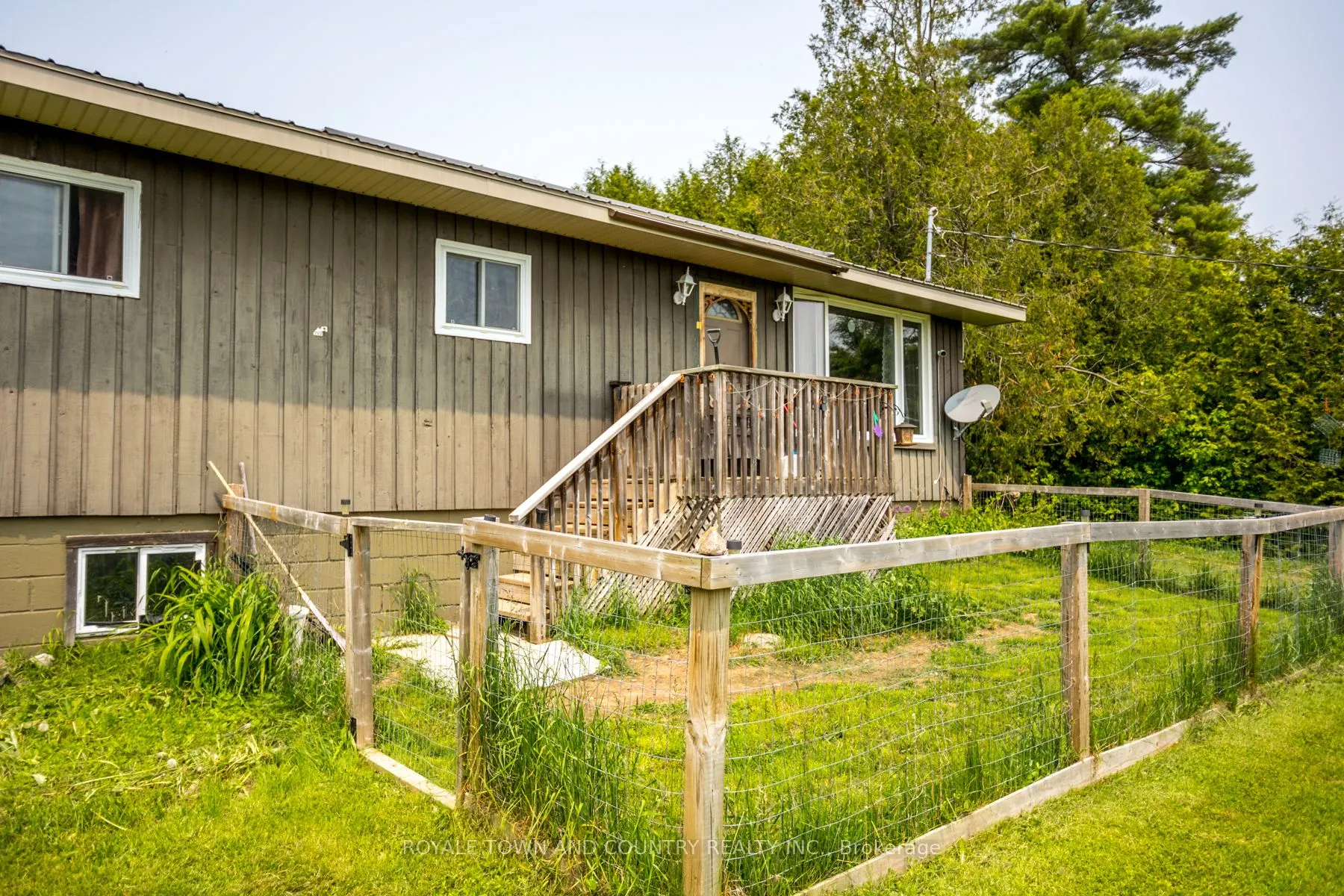 1042 Tweed Drive