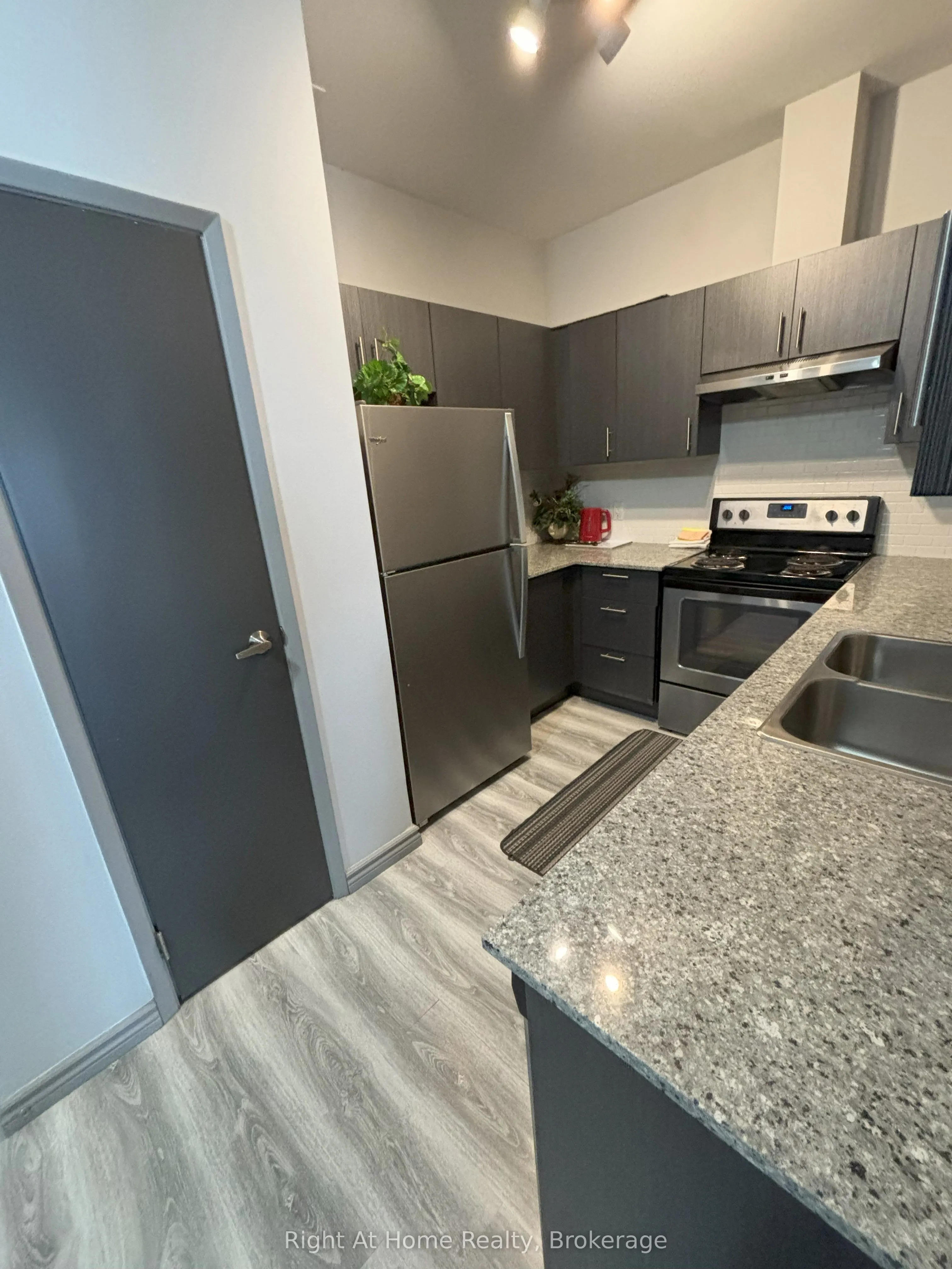 275 Larch Street, #F107