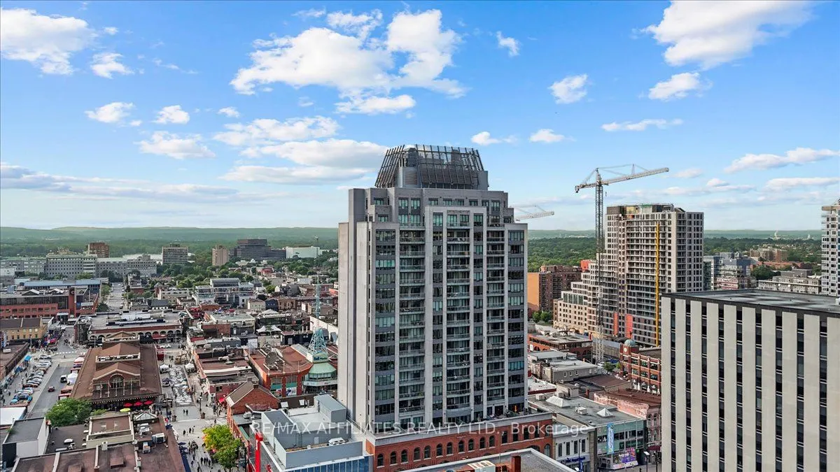 90 George Street, #1003