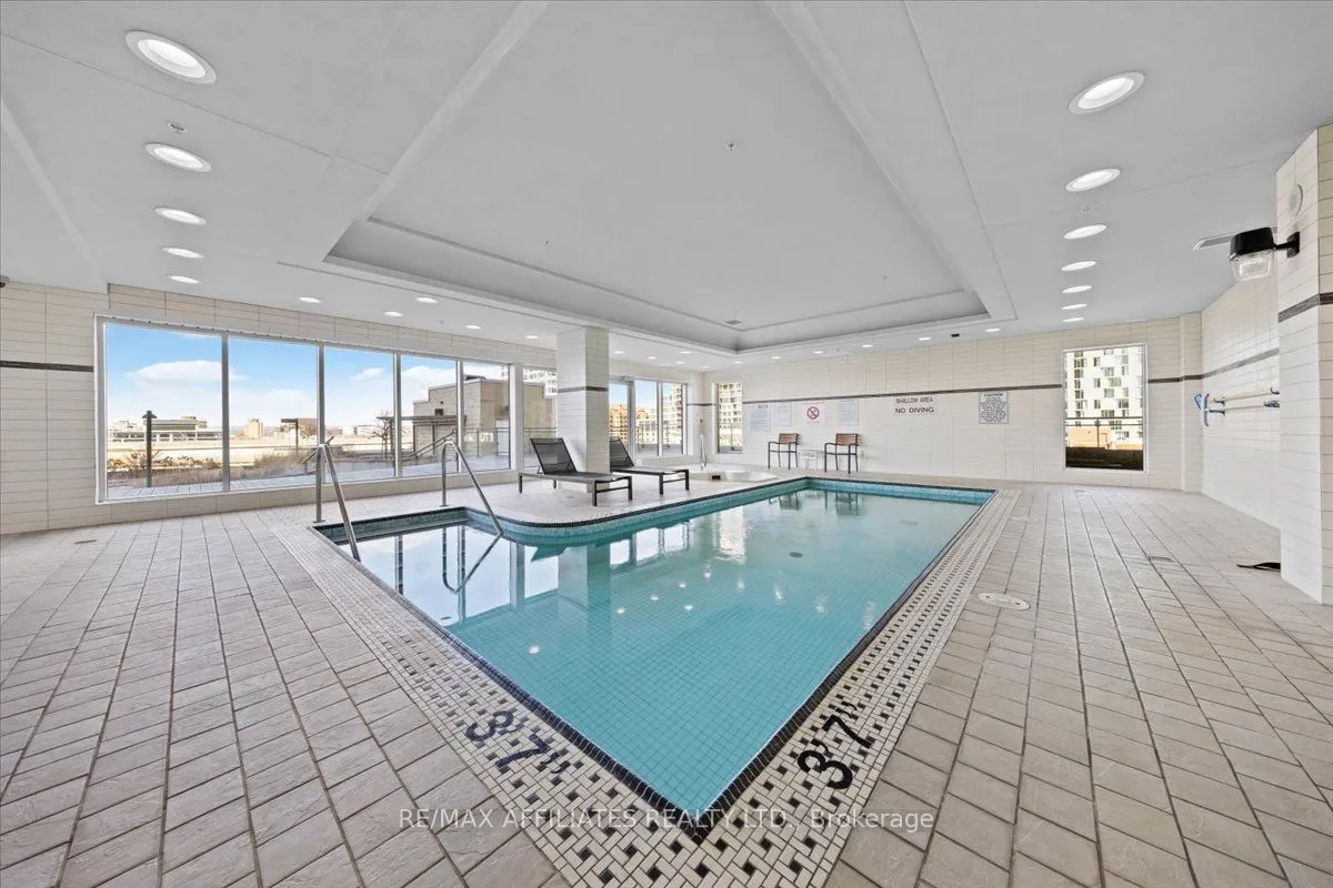 90 George Street, #1003