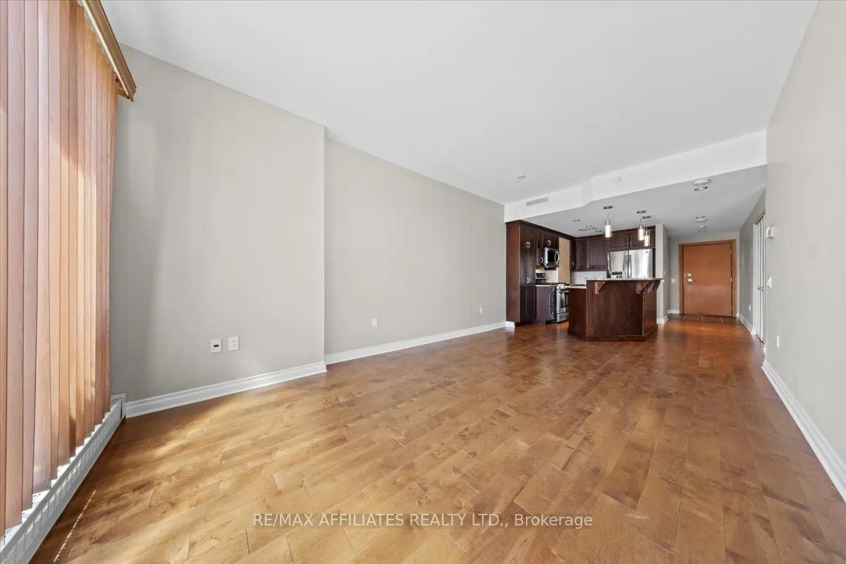 90 George Street, #1003