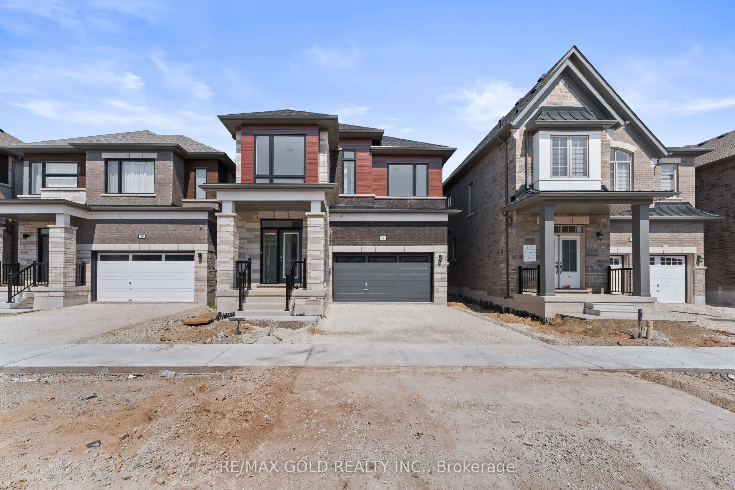 31 Stanley Leitch Drive