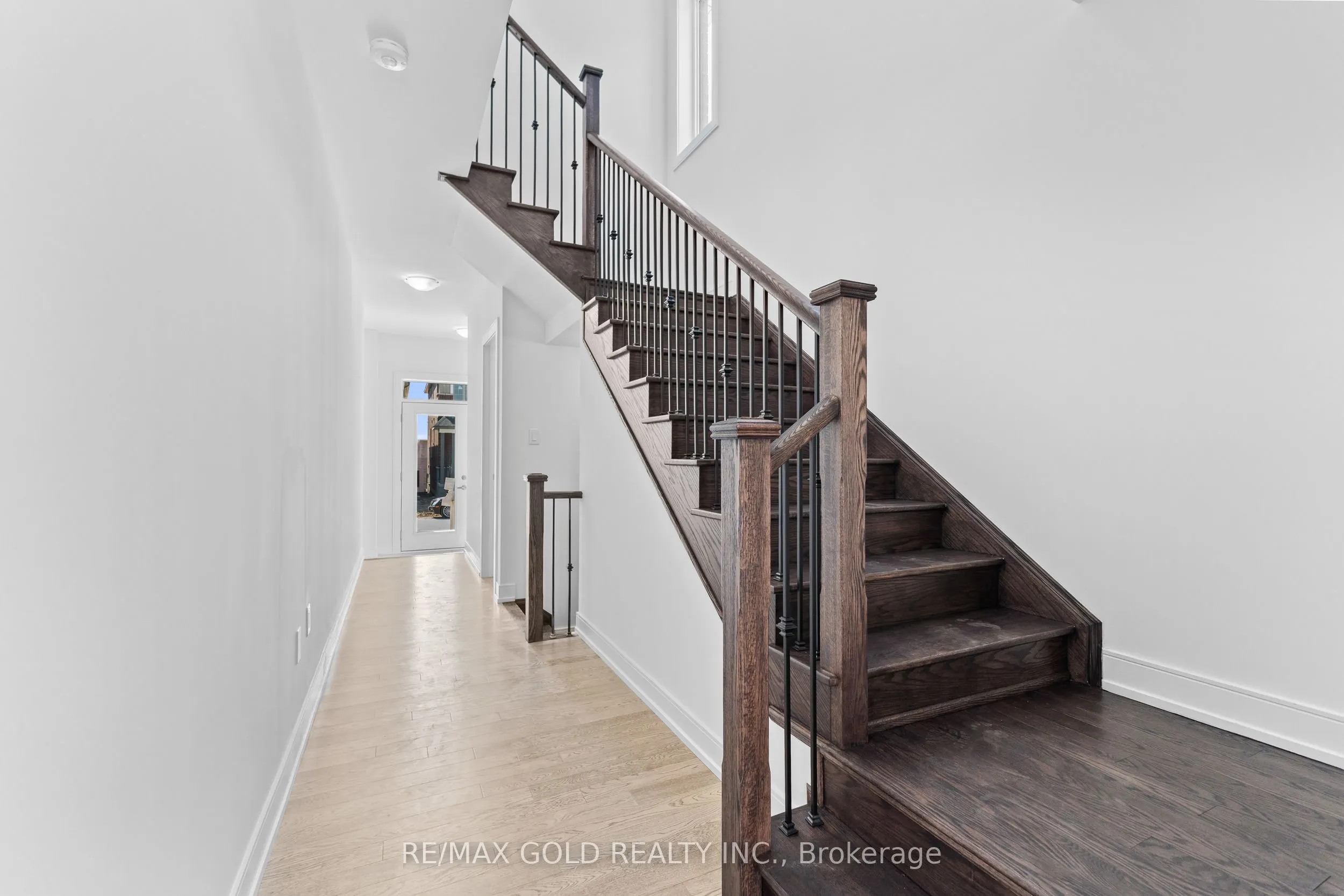 31 Stanley Leitch Drive