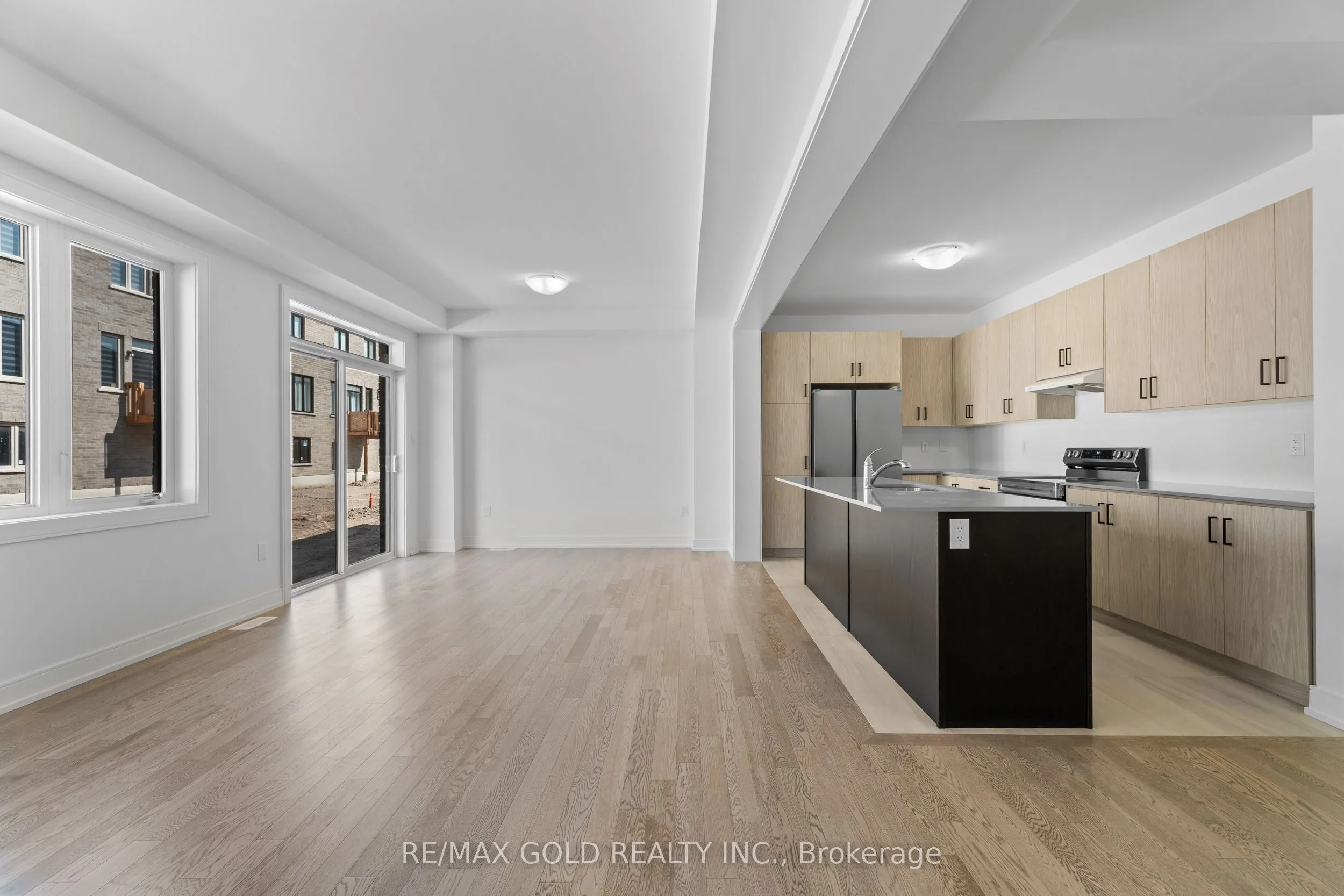 31 Stanley Leitch Drive