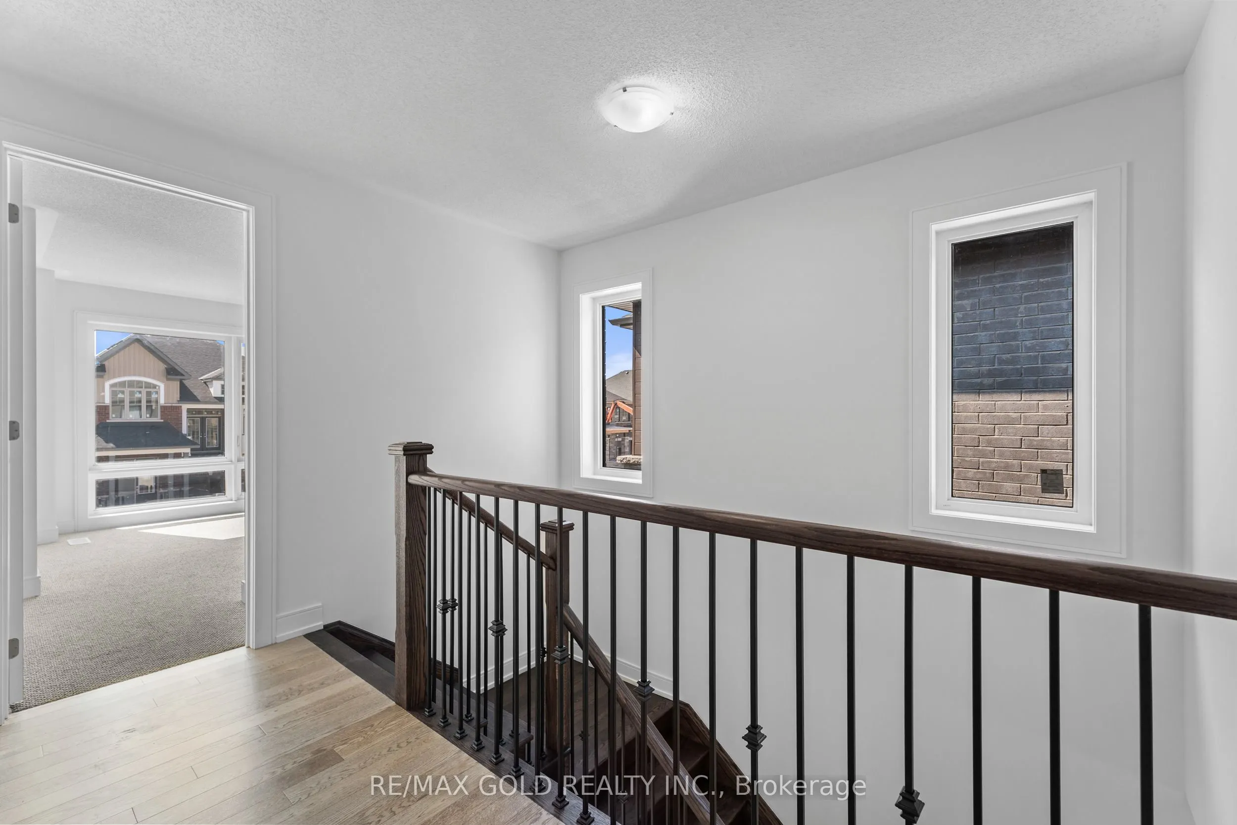 31 Stanley Leitch Drive