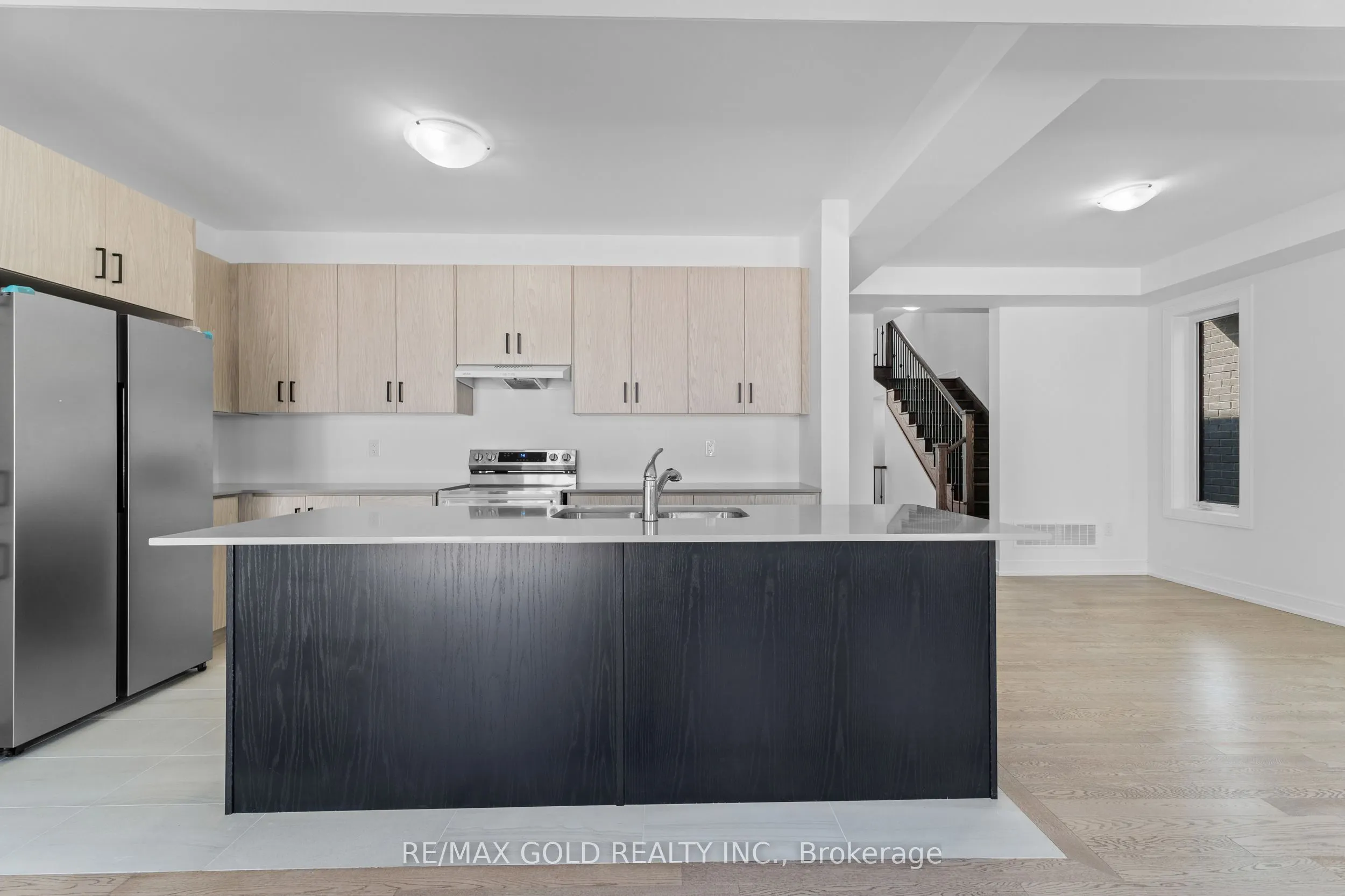31 Stanley Leitch Drive