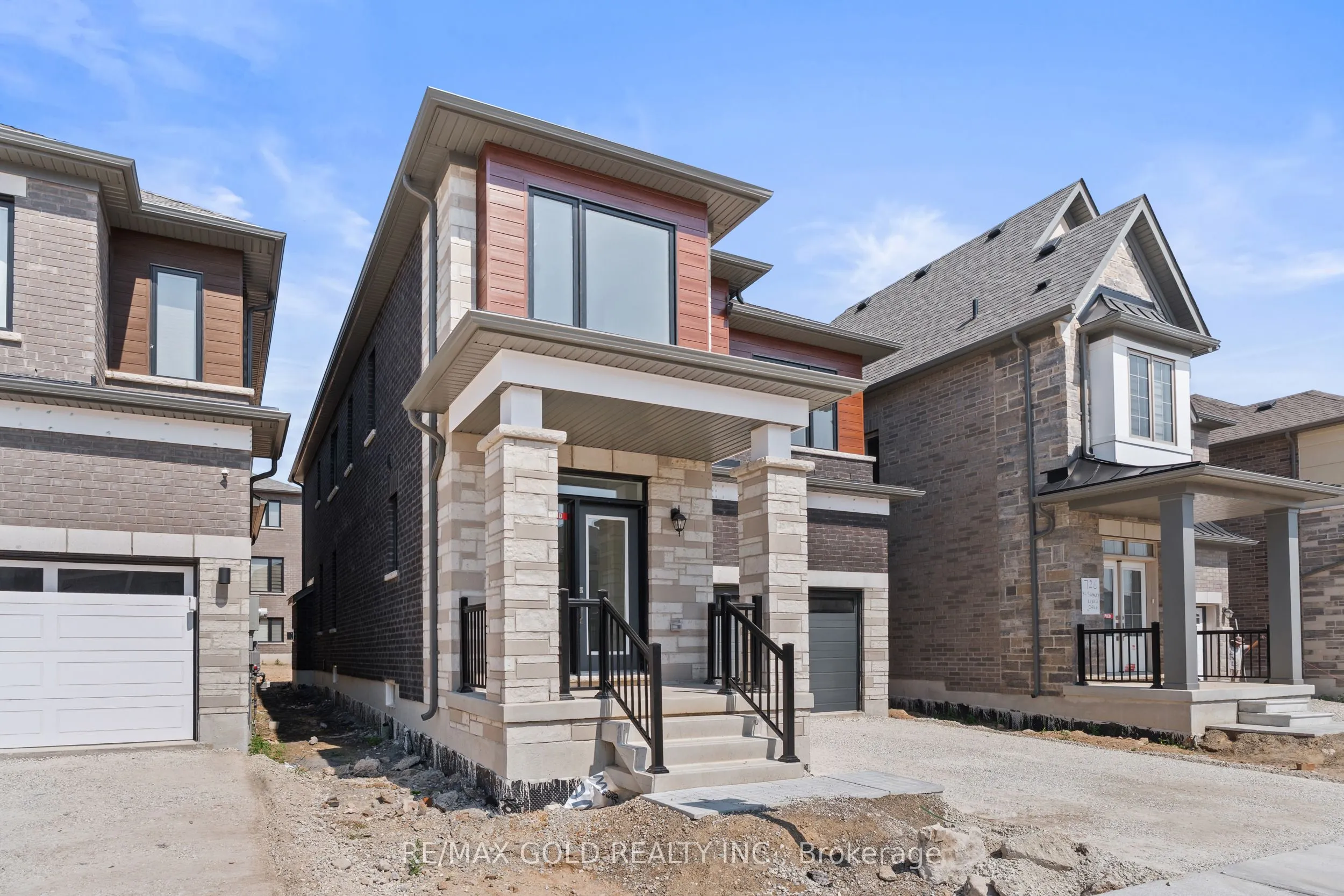 31 Stanley Leitch Drive