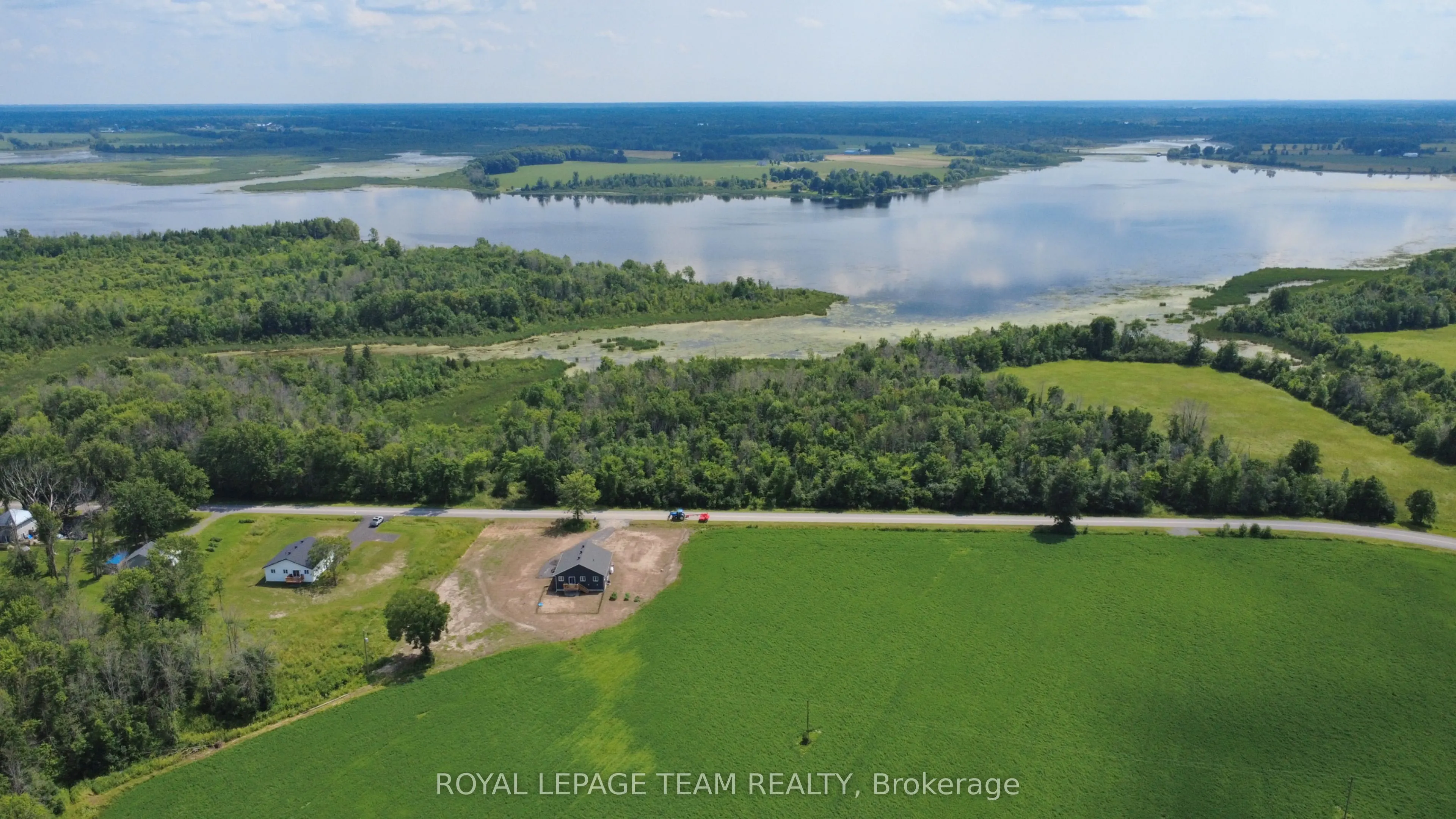 00 Rideau River Road